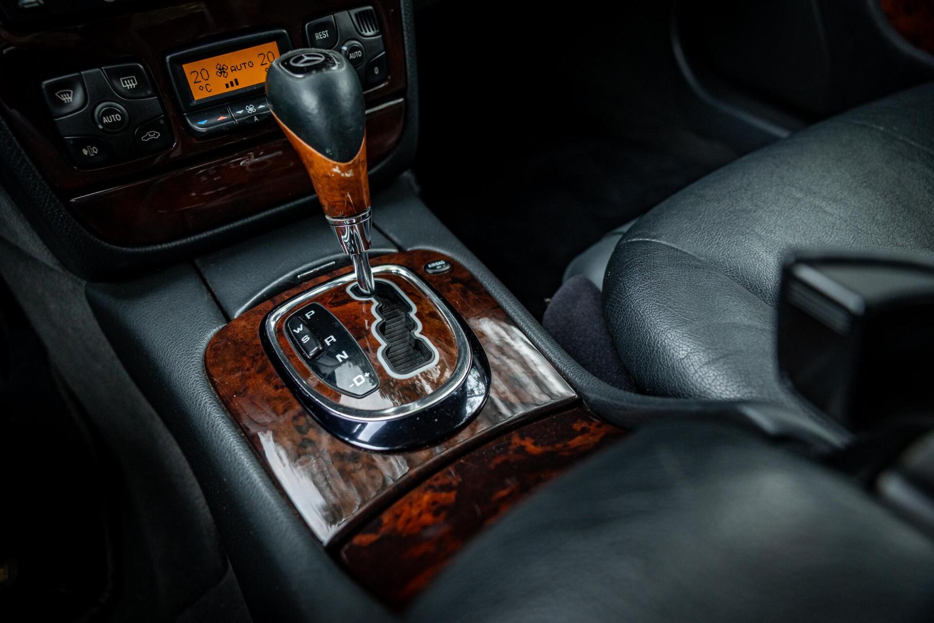 Foto van Mercedes-Benz S 320