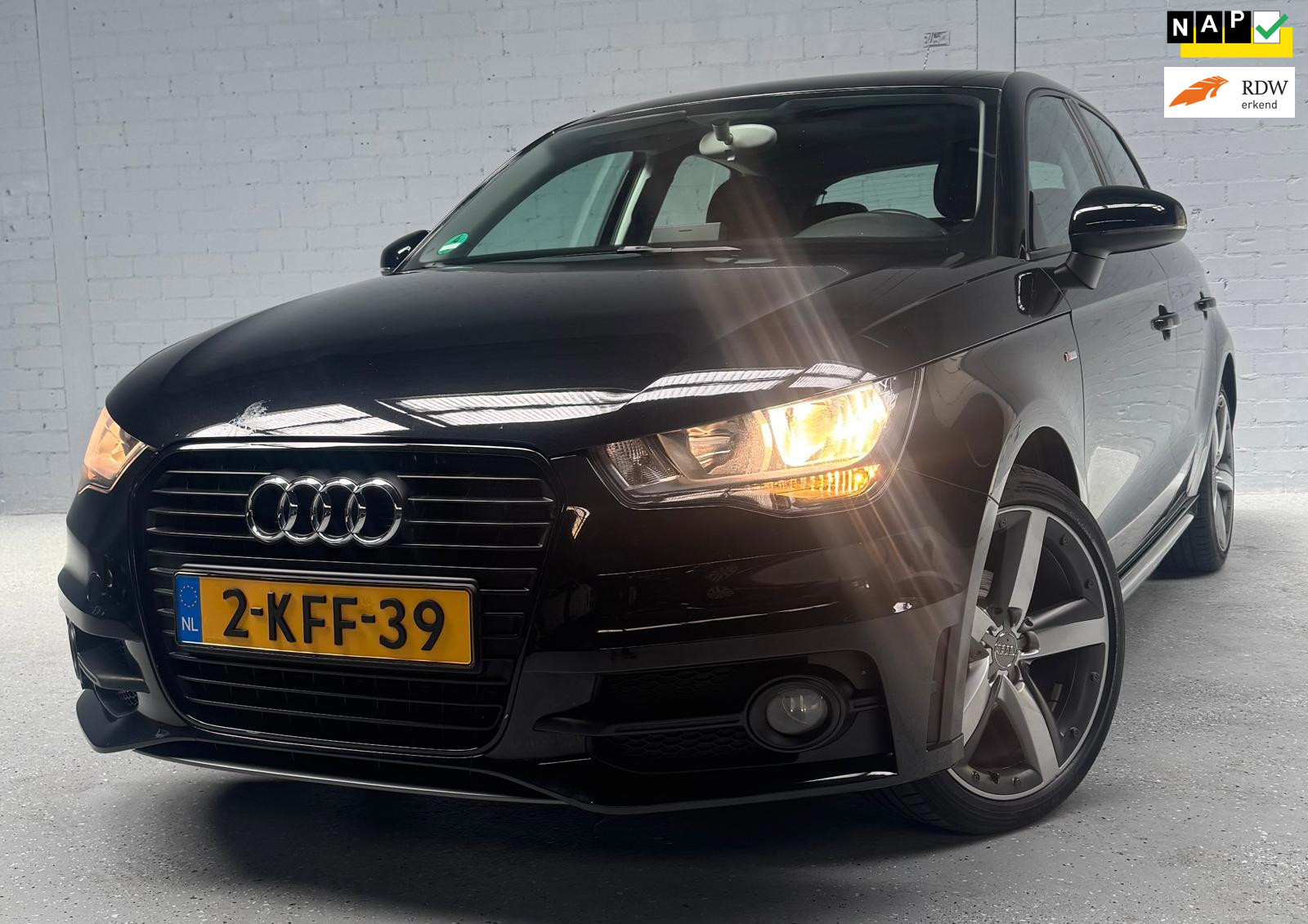 Audi A1 Sportback 1.2 TFSI | S-Line | NAP | Cruise | Navi 2013 - voorkant