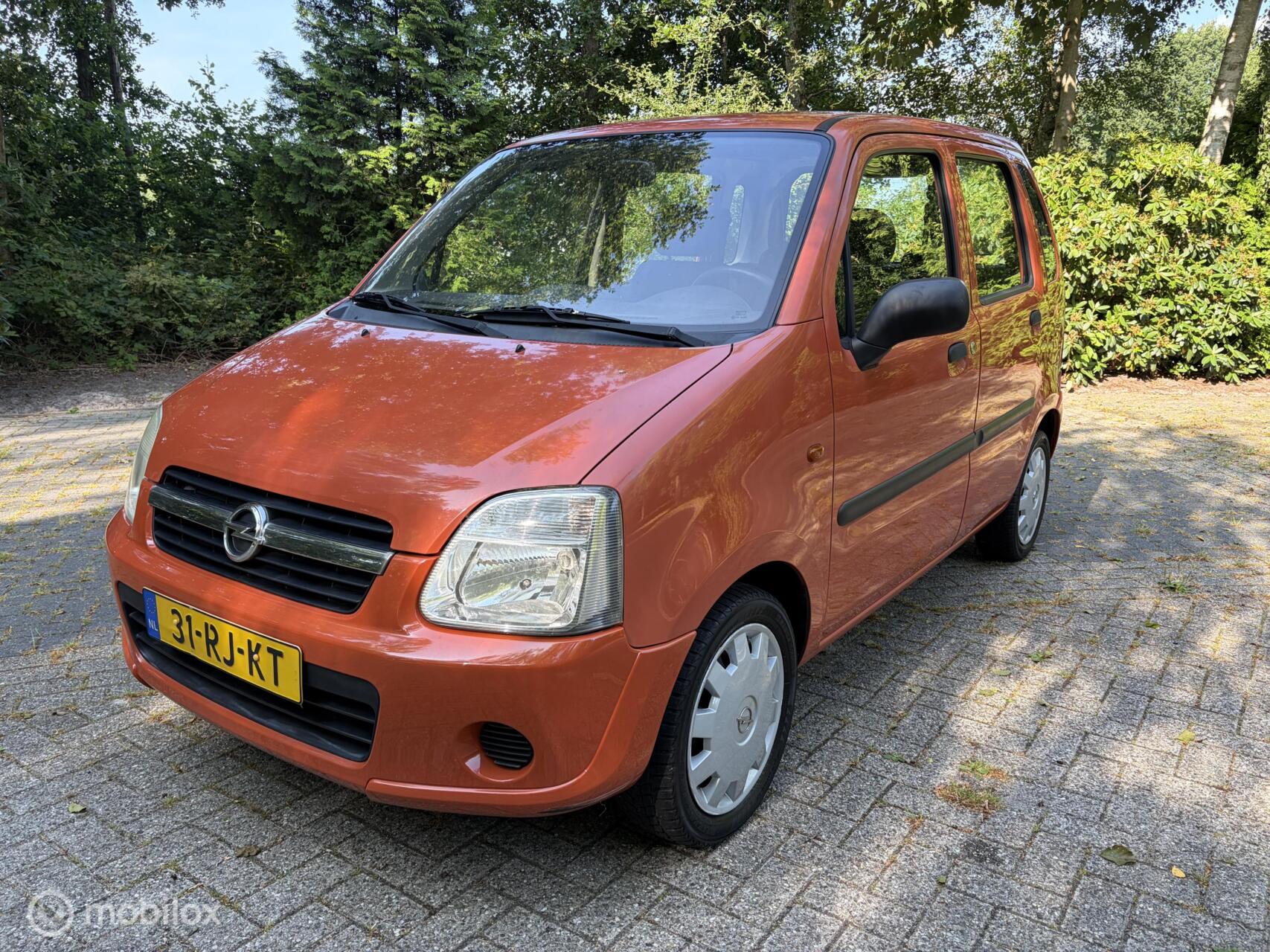 Foto van Opel Agila