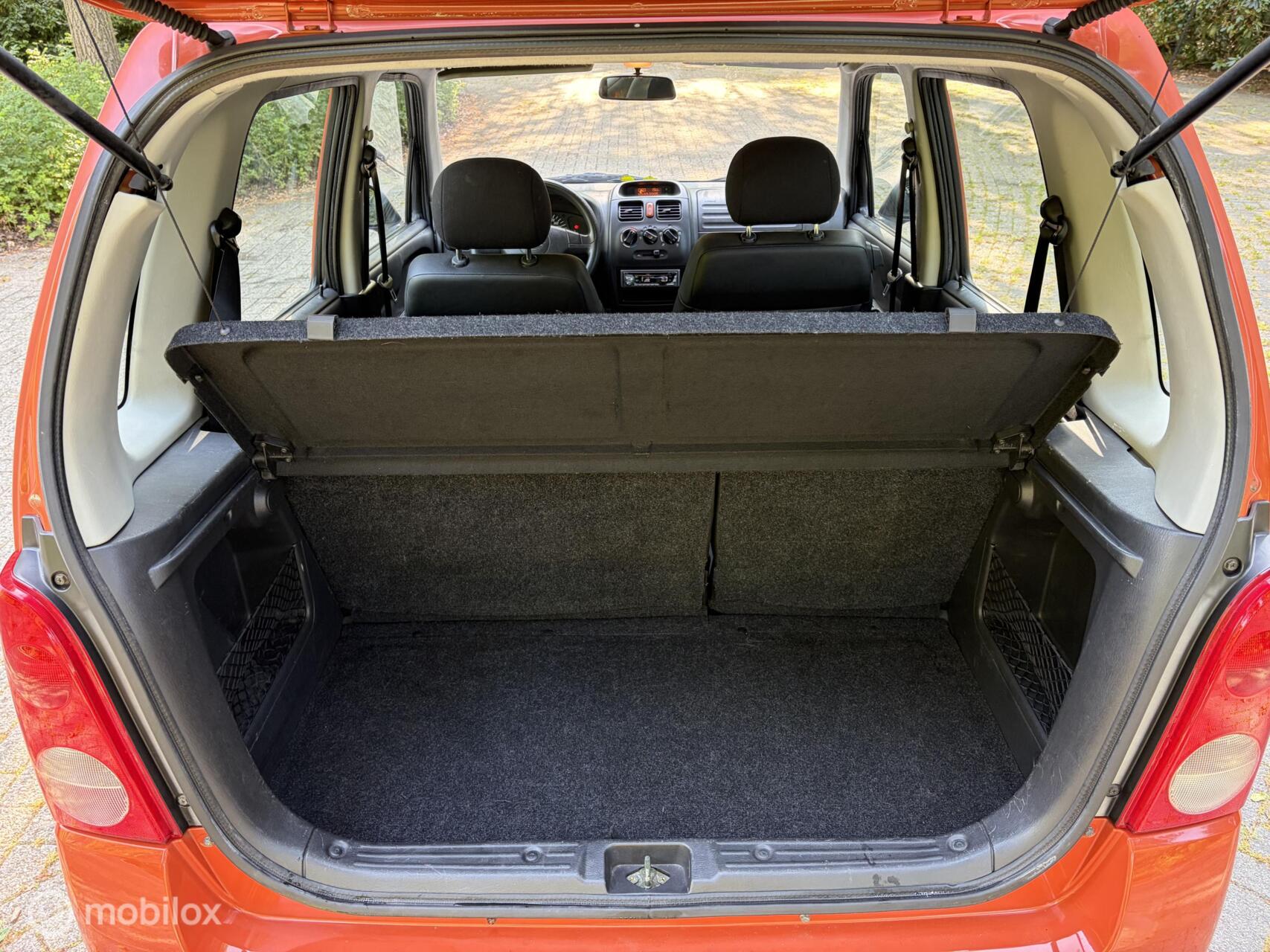 Foto van Opel Agila