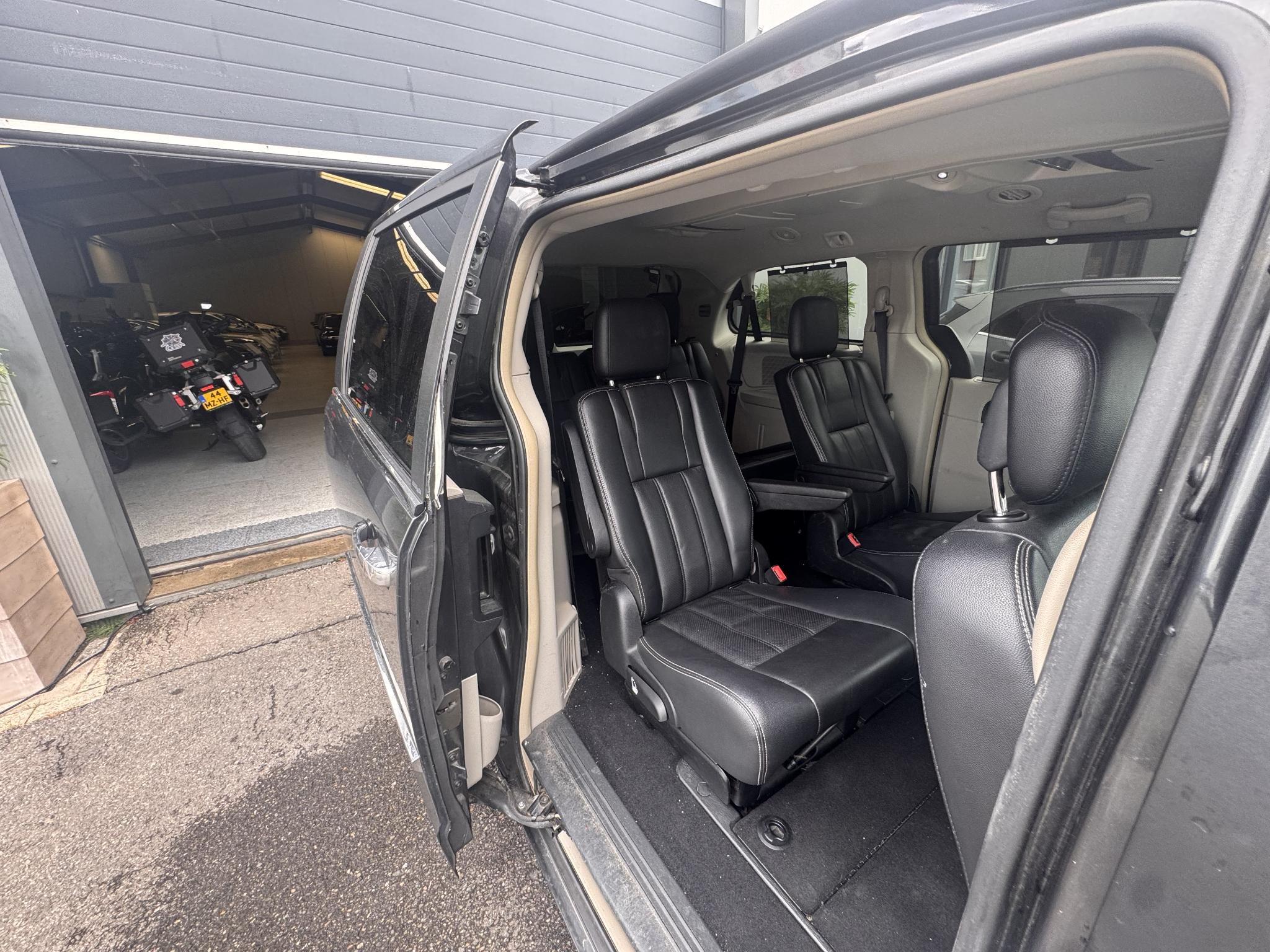 Foto van Lancia Voyager