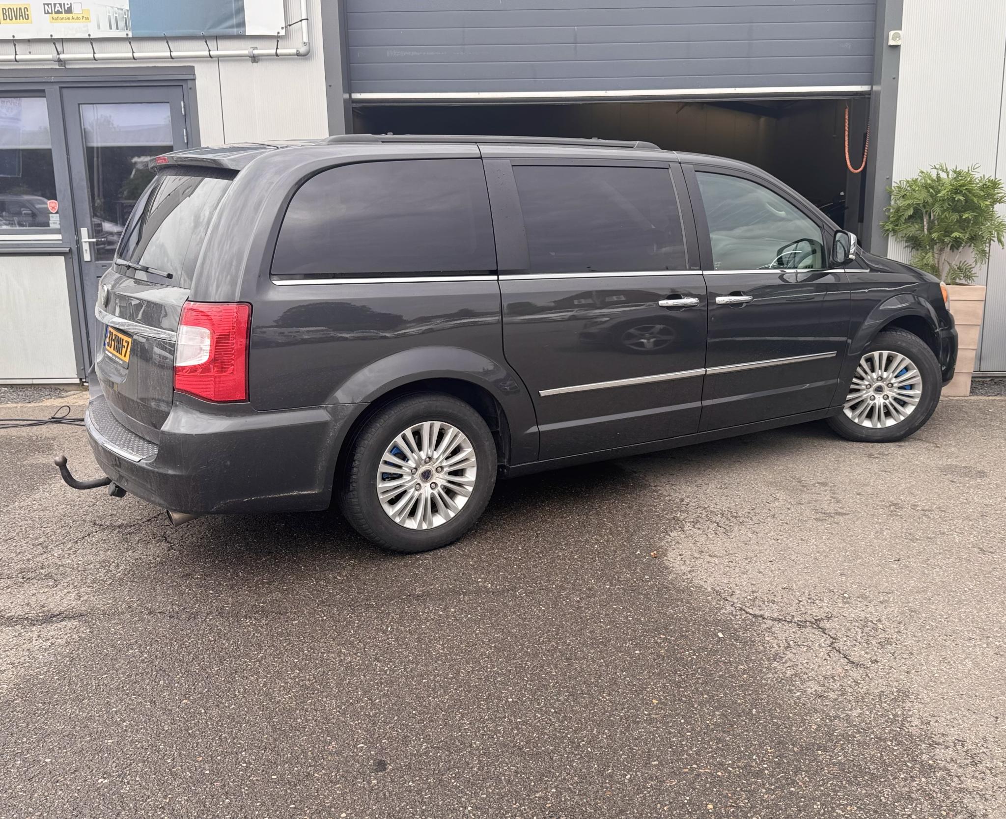 Foto van Lancia Voyager