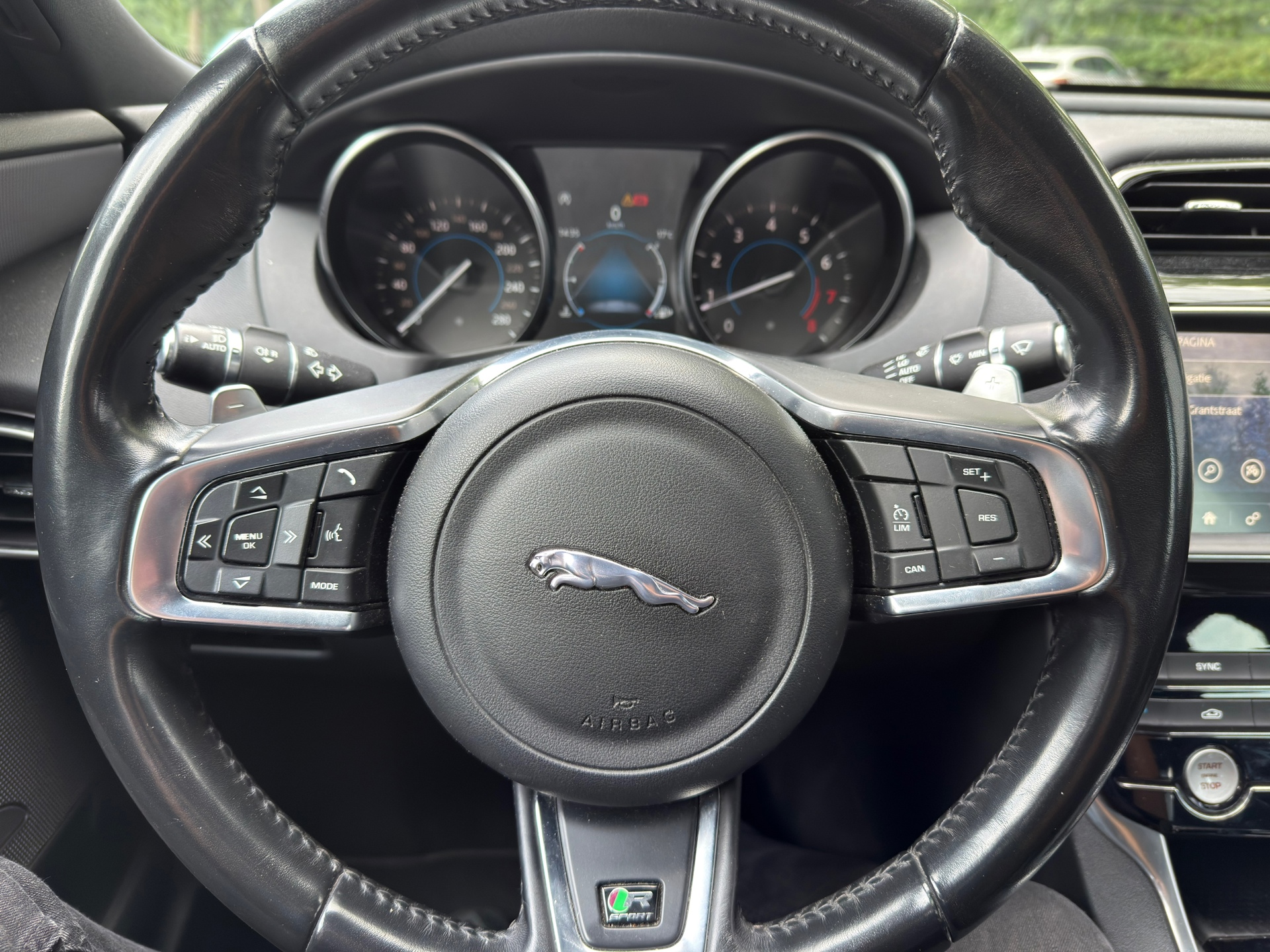 Foto van Jaguar Jaguar Xe