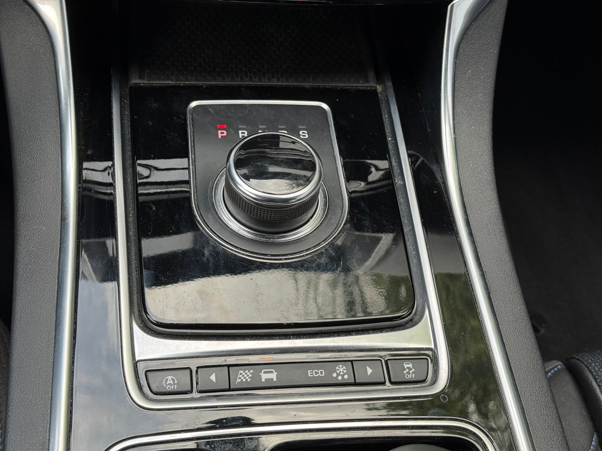 Foto van Jaguar Jaguar Xe