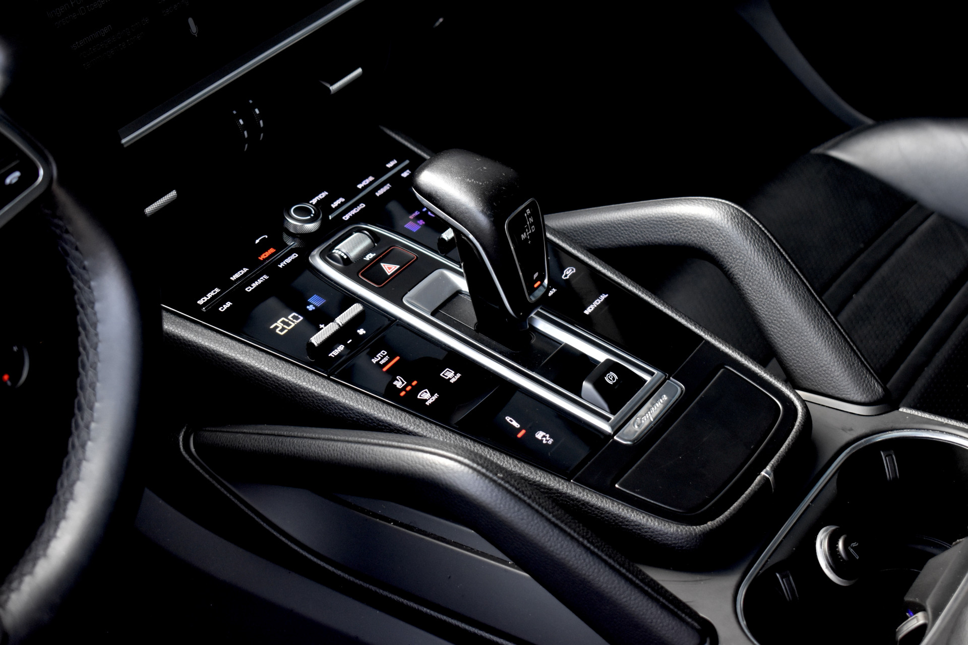 Foto van Porsche Cayenne E-hybrid