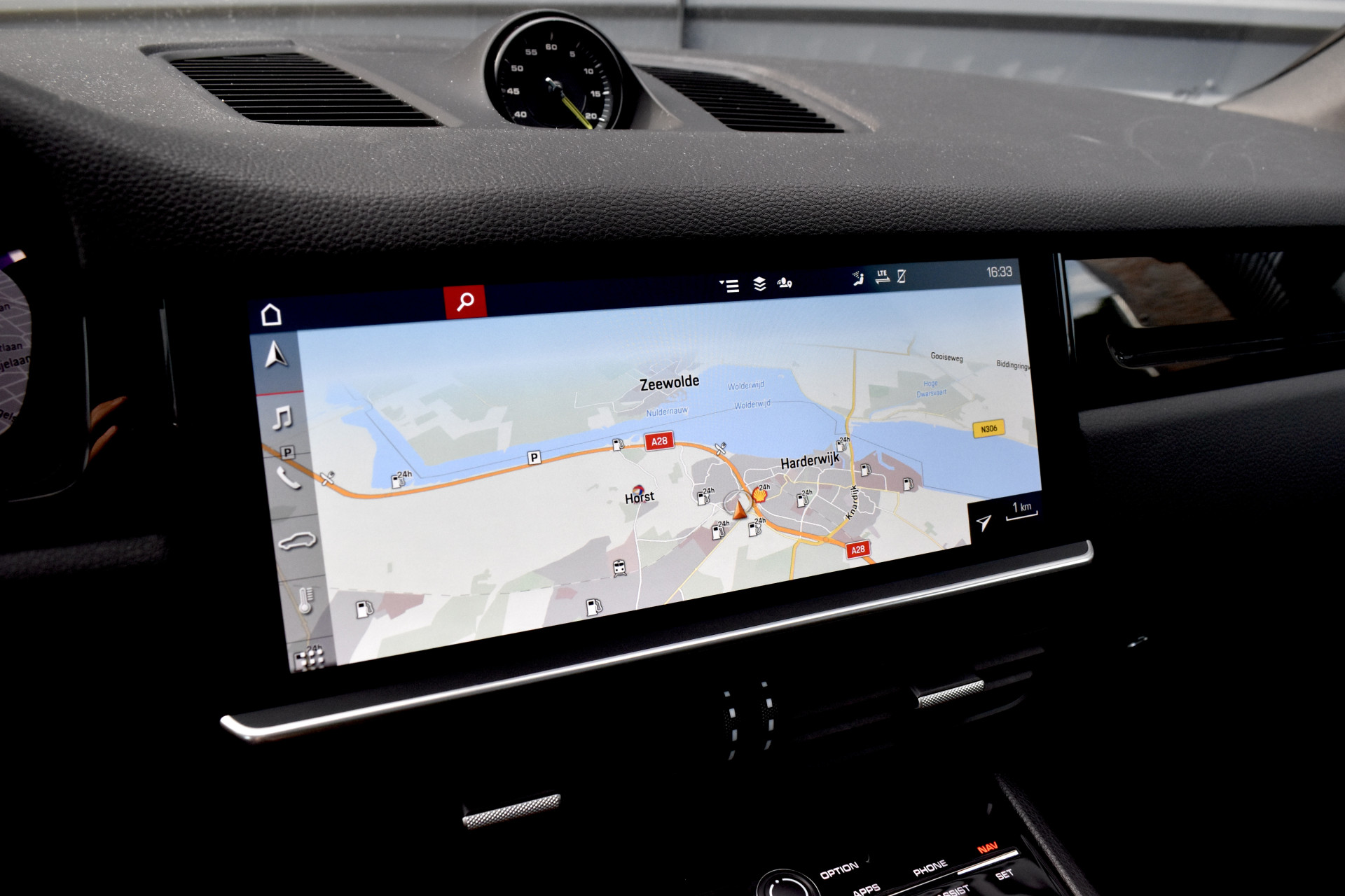 Foto van Porsche Cayenne E-hybrid