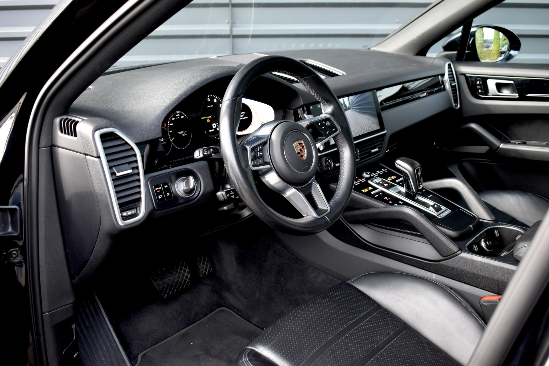 Foto van Porsche Cayenne E-hybrid