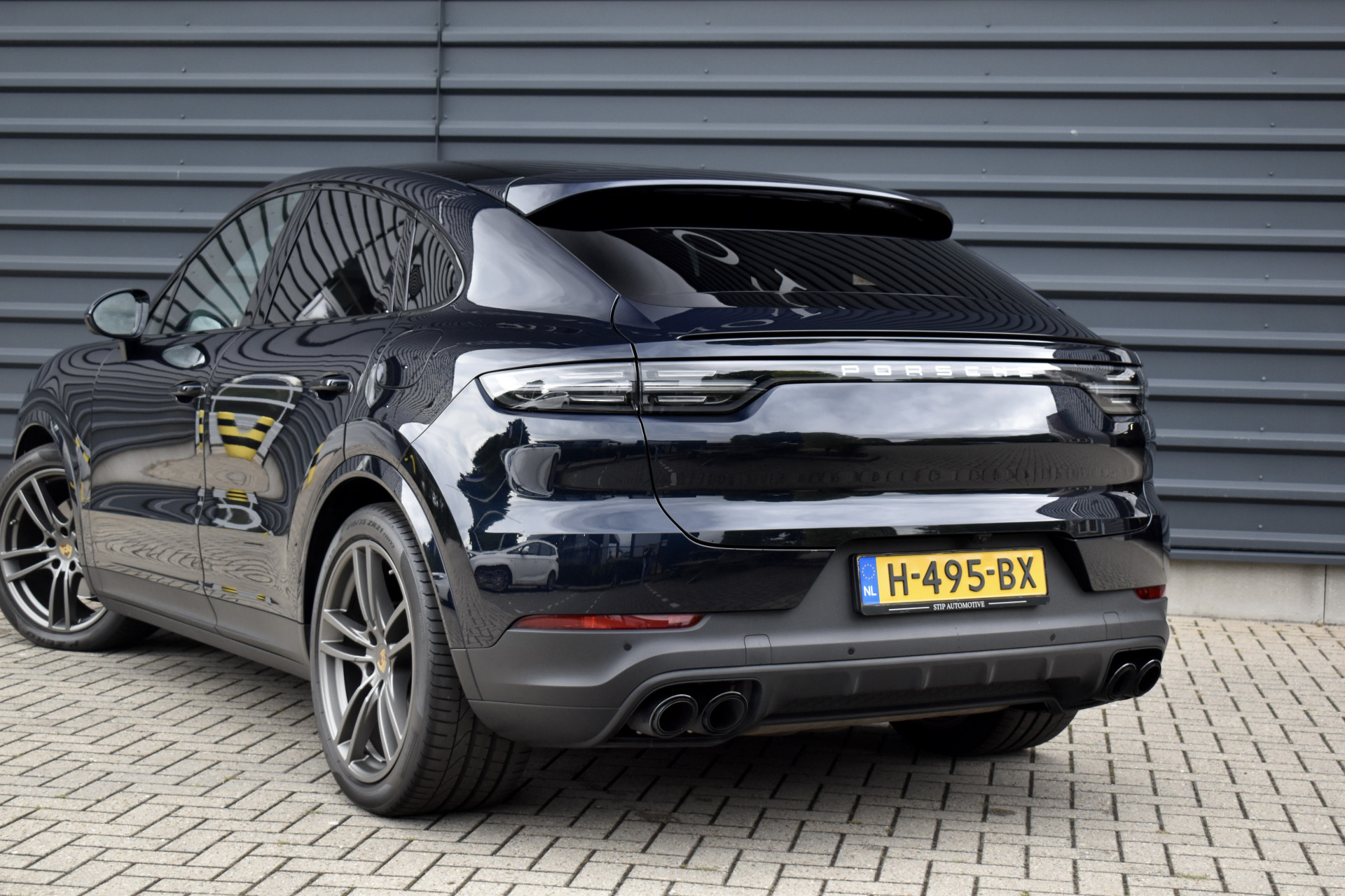 Foto van Porsche Cayenne E-hybrid