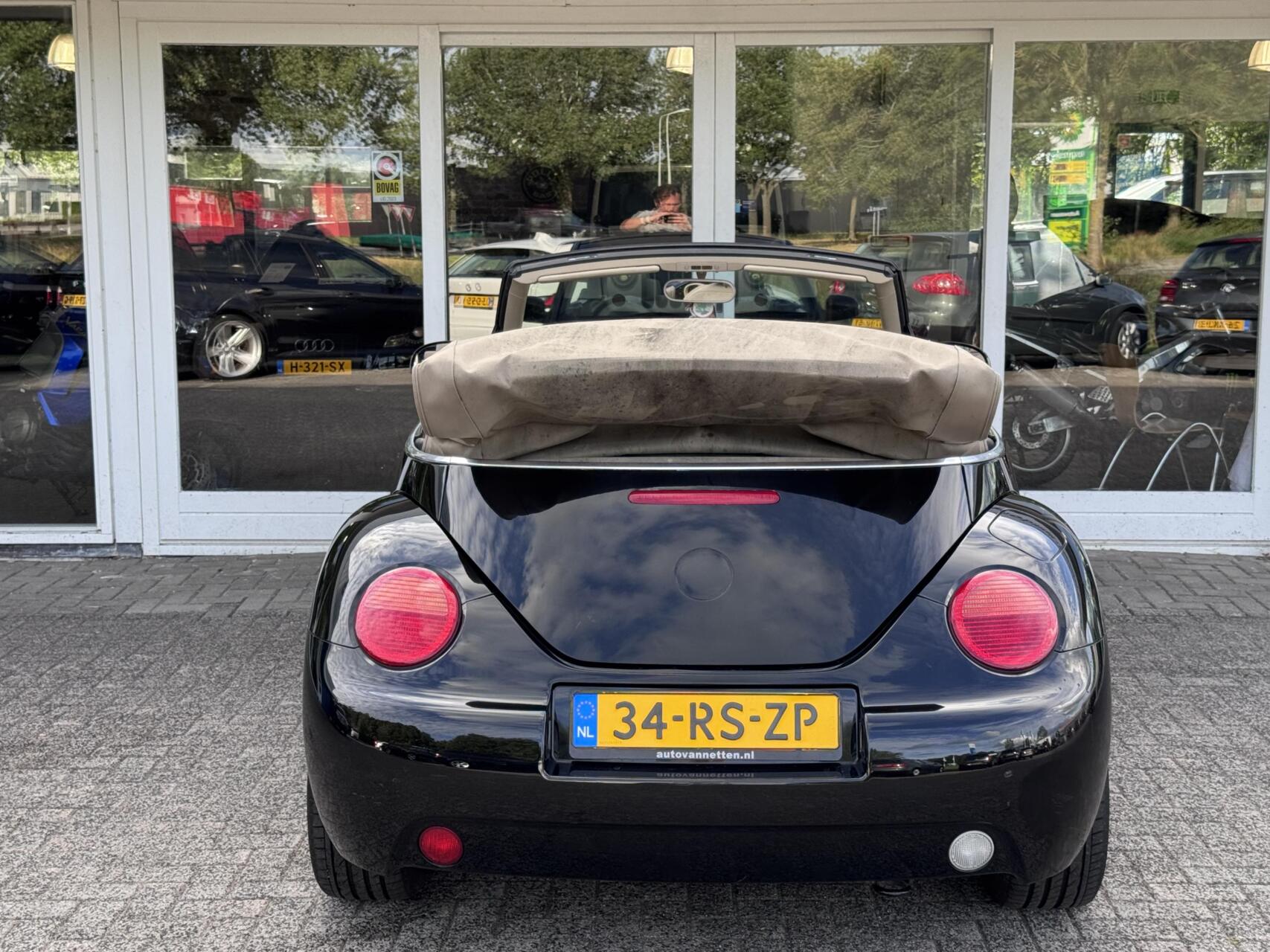 Foto van Volkswagen New Beetle Cabriolet