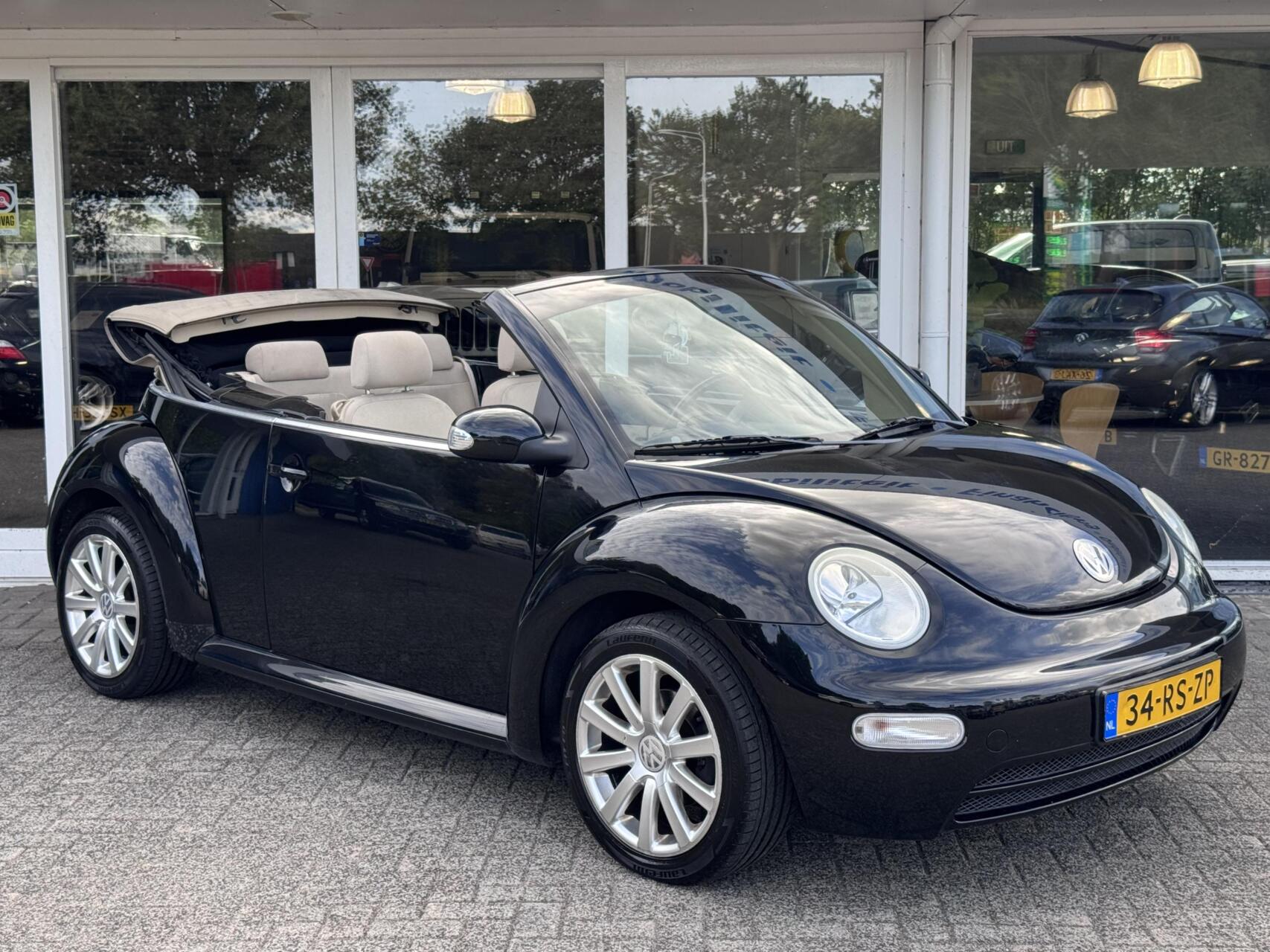 Foto van Volkswagen New Beetle Cabriolet