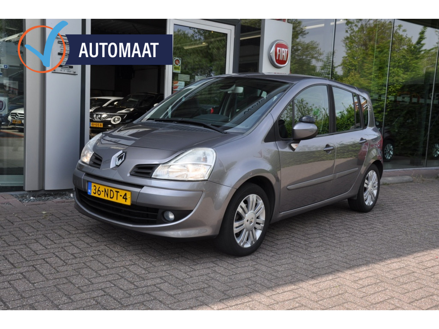 Renault Modus 1.6-16V Exception Pack City 2010 - voorkant