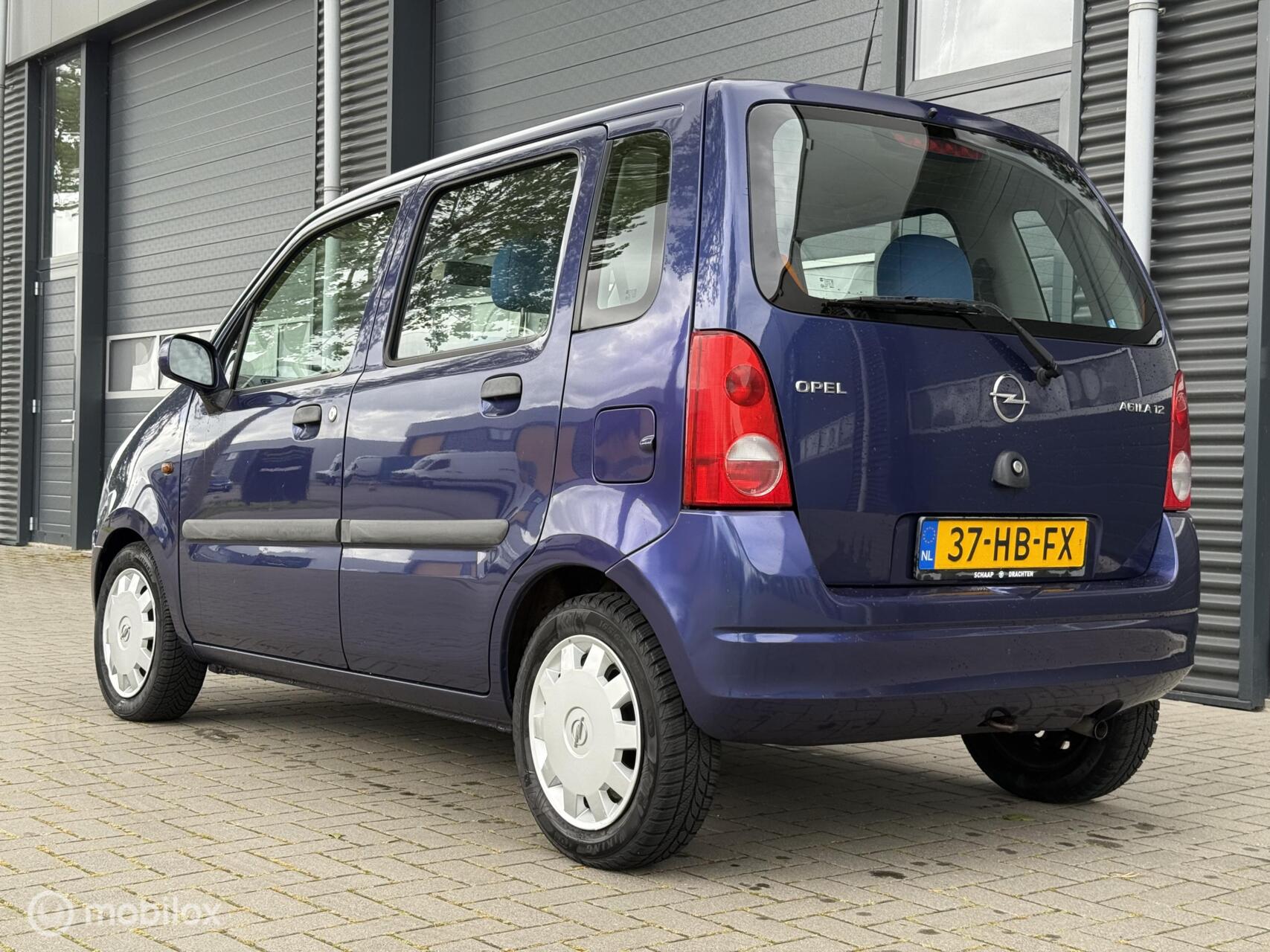 Foto van Opel Agila
