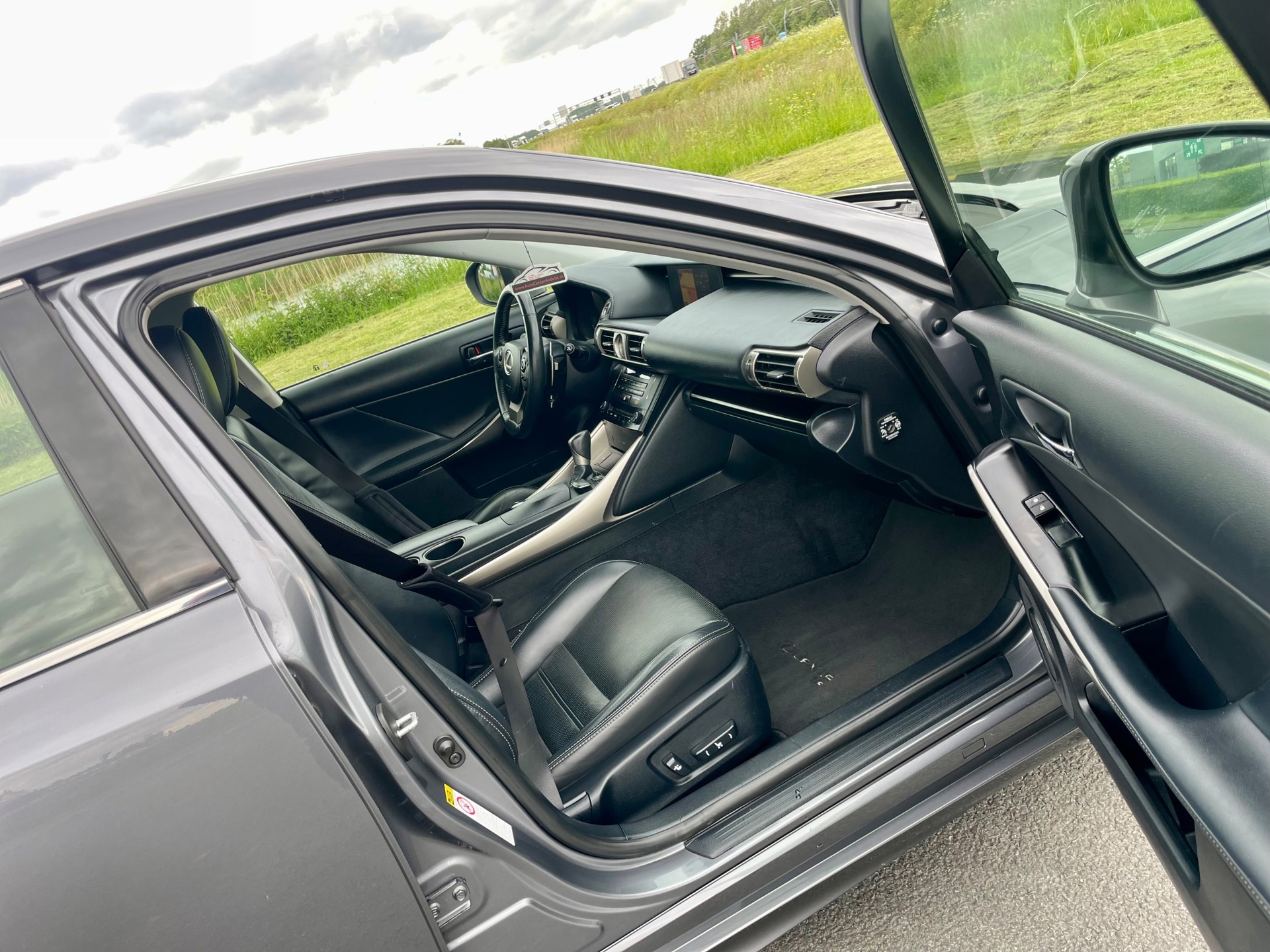 Foto van Lexus Lexus Is300h