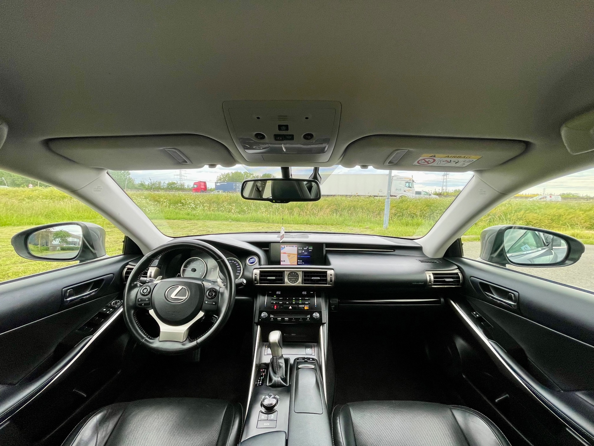 Foto van Lexus Lexus Is300h