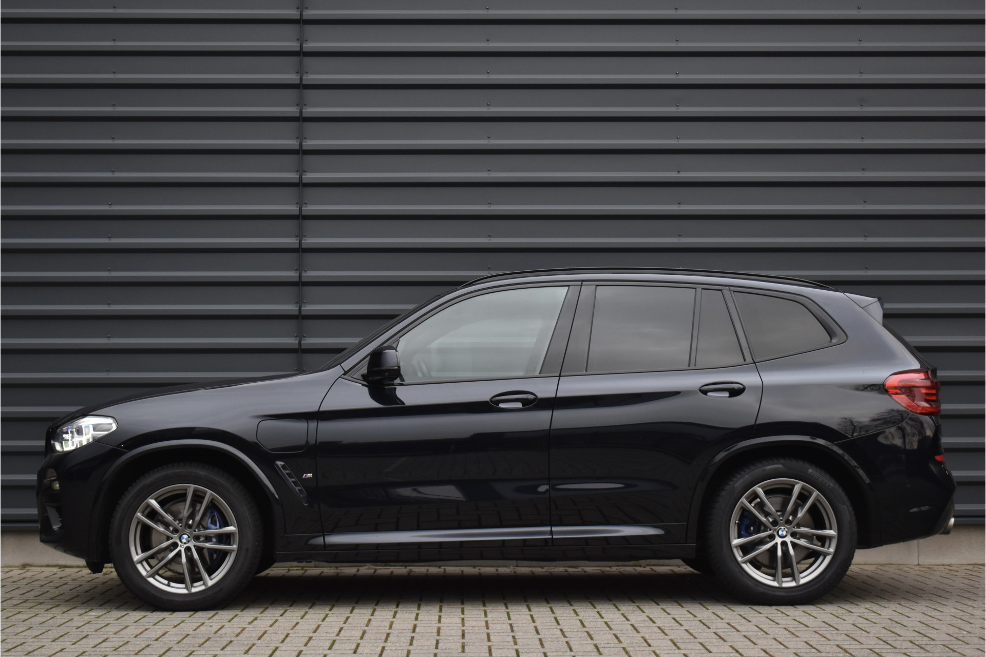 Foto van BMW X3 Xdrive30e