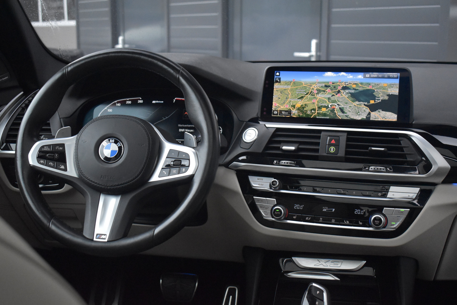Foto van BMW X3 Xdrive30e