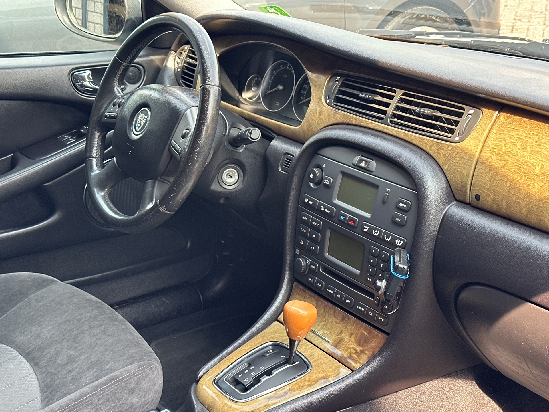 Foto van Jaguar X-type 2.0 V6
