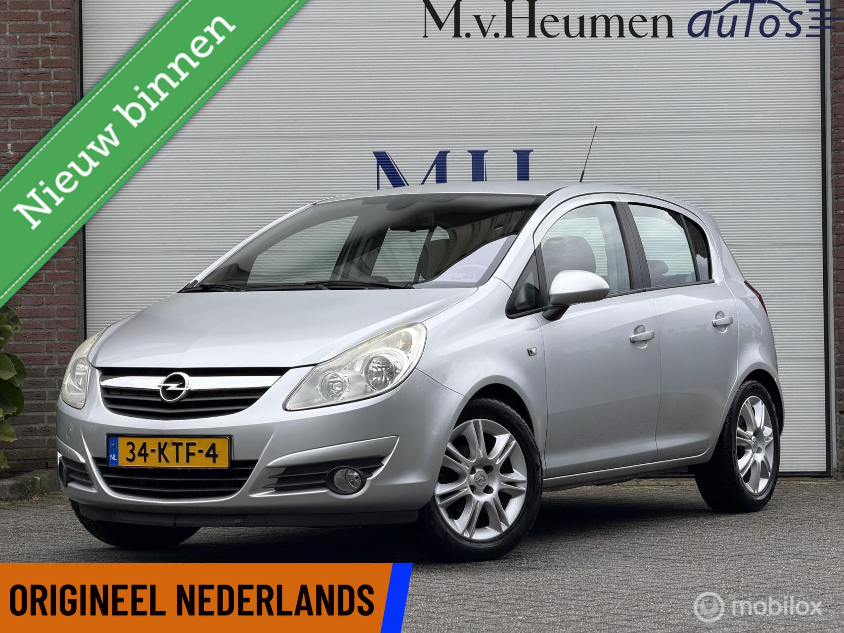 Opel Corsa 1.4-16V 100PK ORG NED Cruise Climate Trekhaak 2010 - voorkant