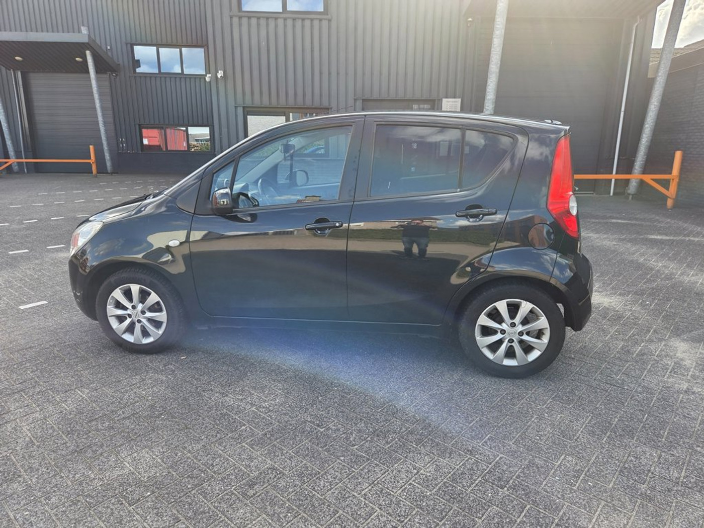 Foto van Opel Agila