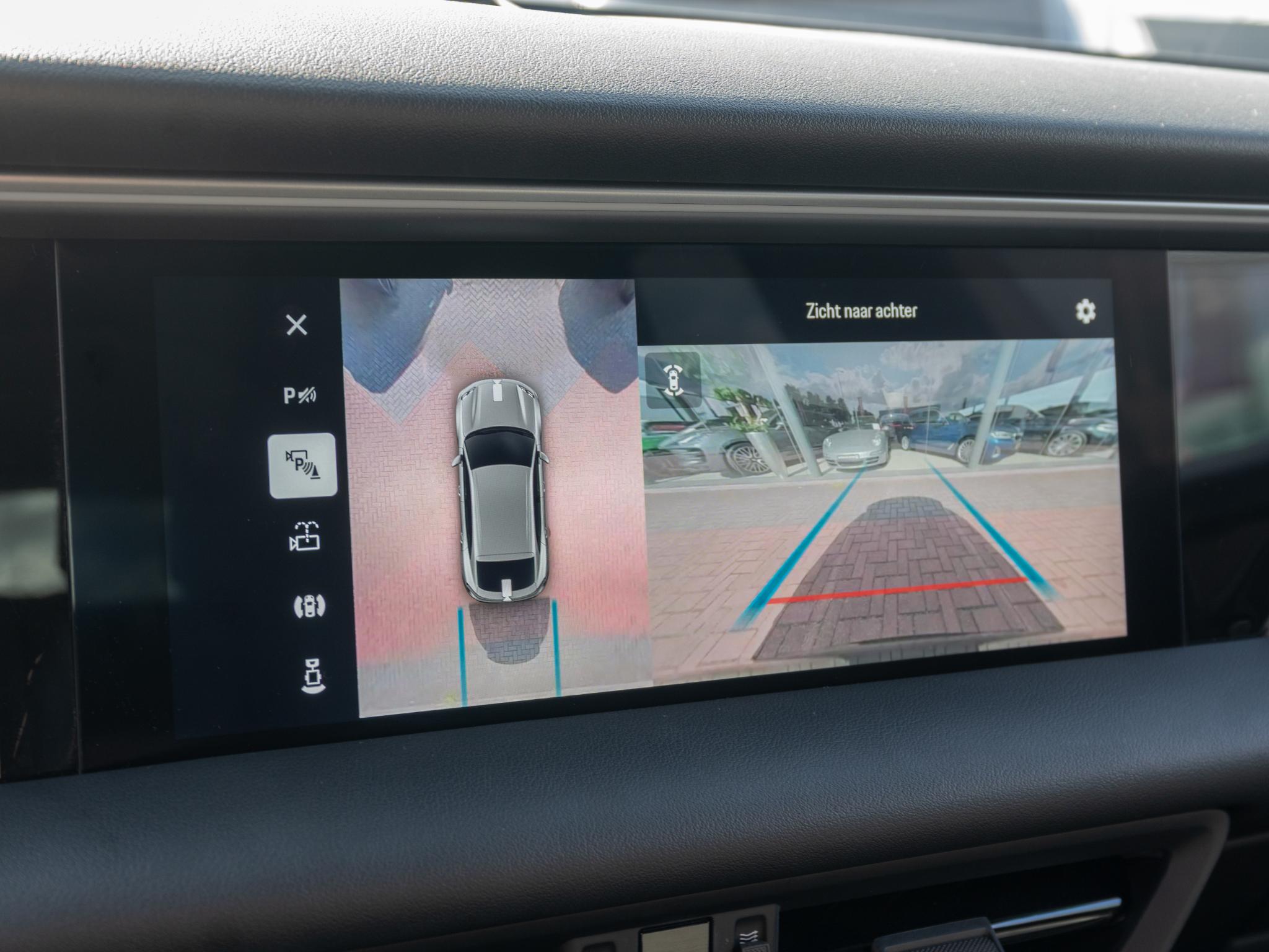 Foto van Porsche Macan 4