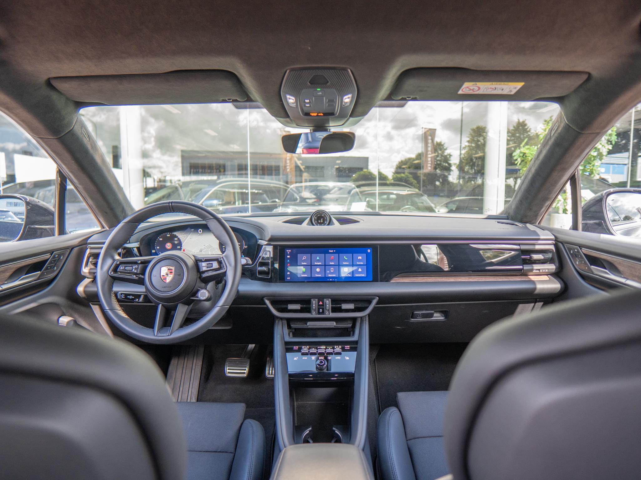 Foto van Porsche Macan 4