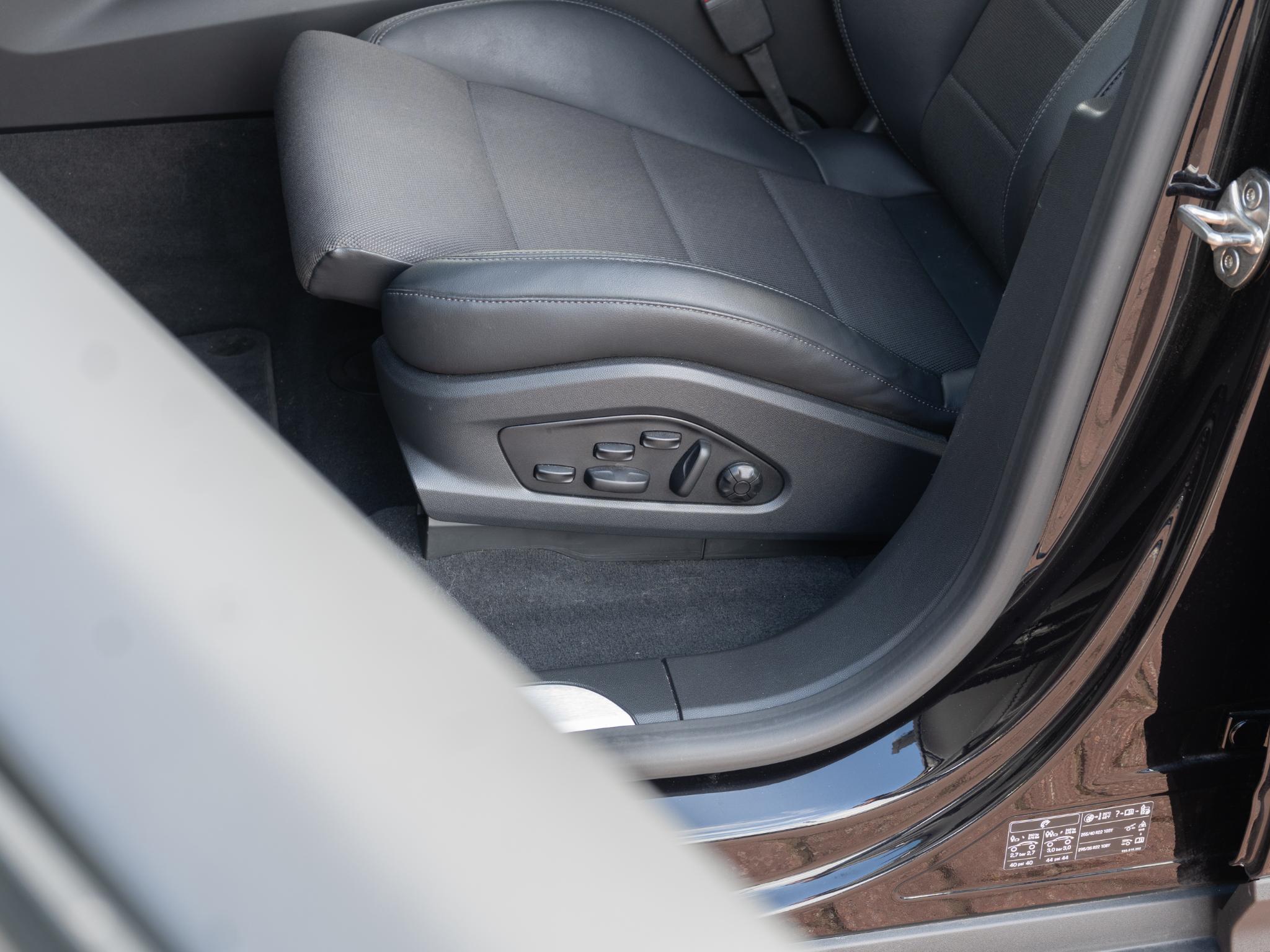 Foto van Porsche Macan 4
