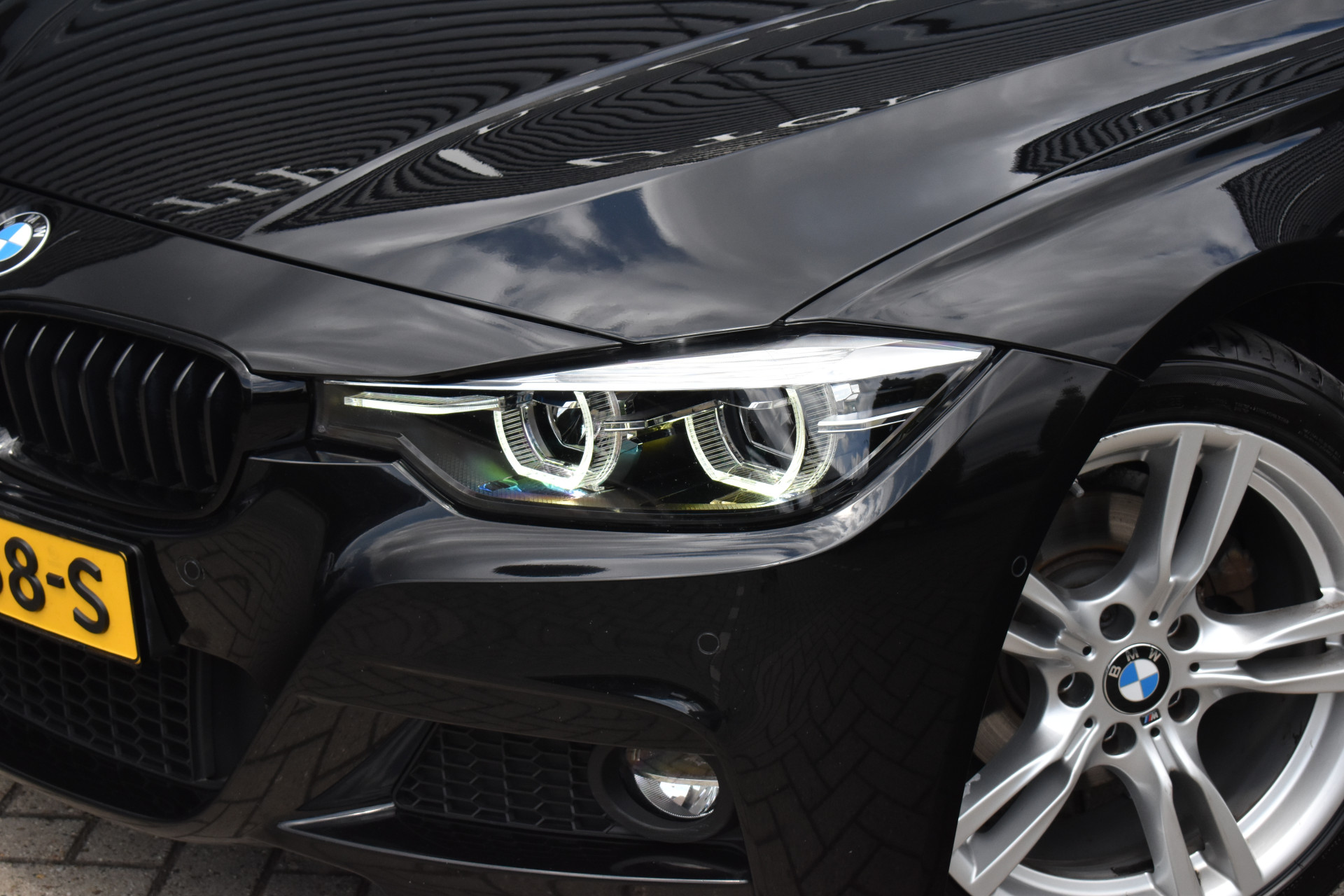 Foto van BMW 320i