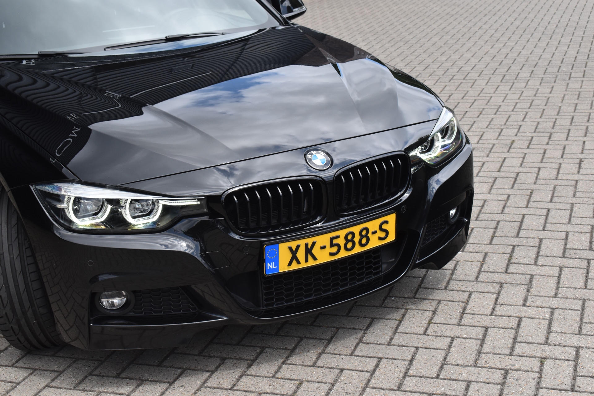 Foto van BMW 320i
