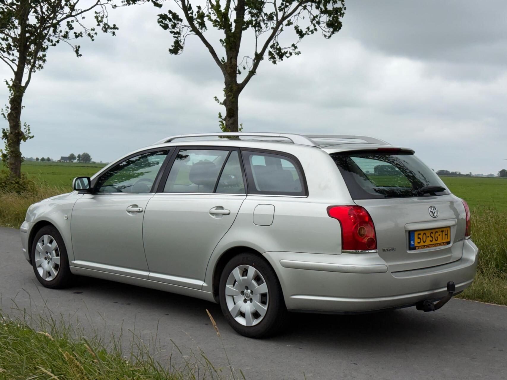 Foto van Toyota Toyota Avensis
