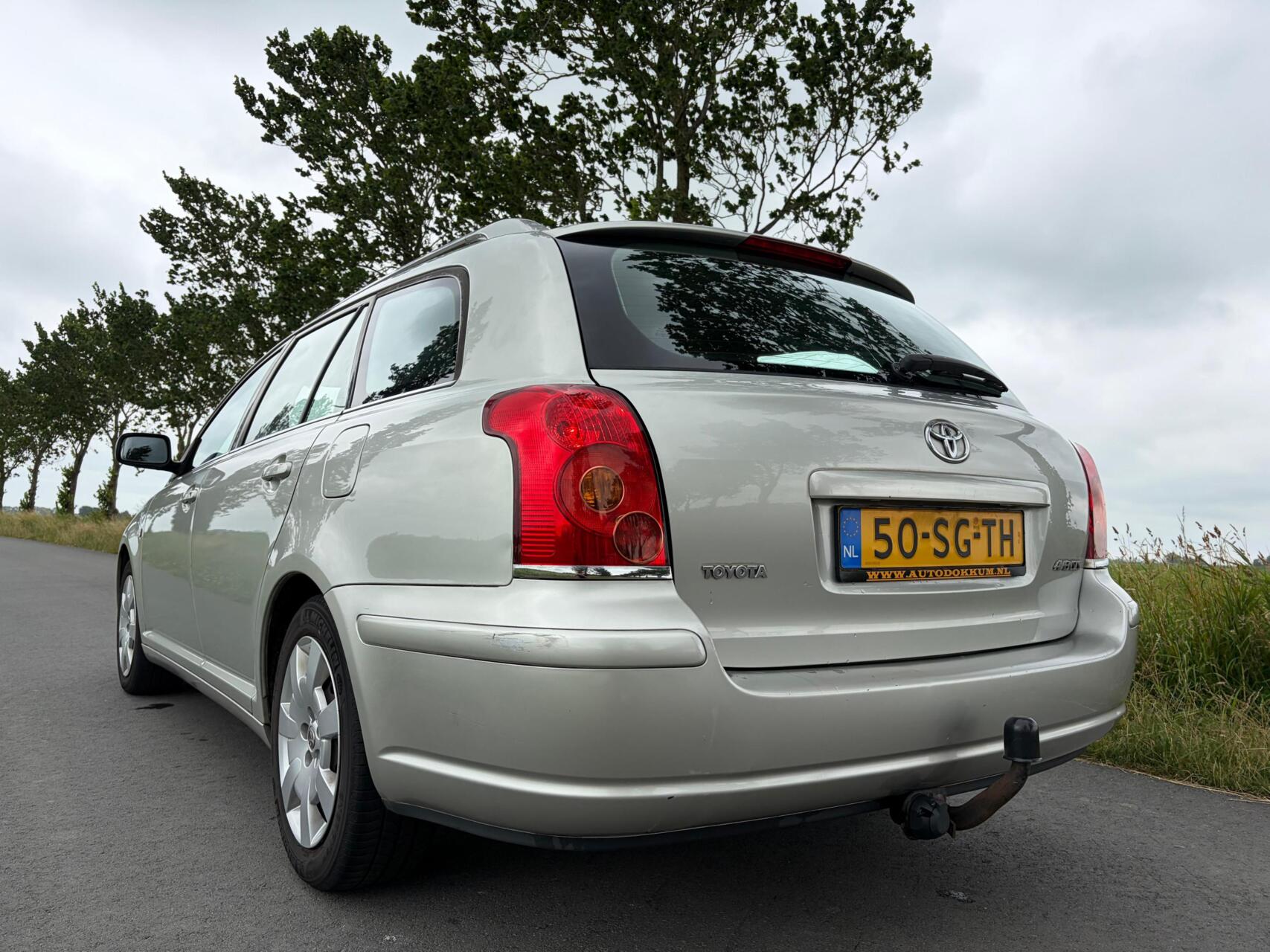 Foto van Toyota Toyota Avensis