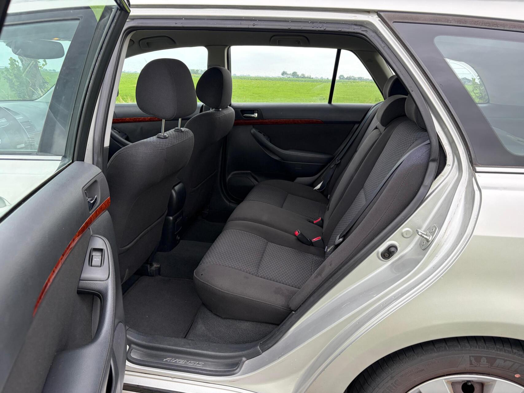 Foto van Toyota Toyota Avensis