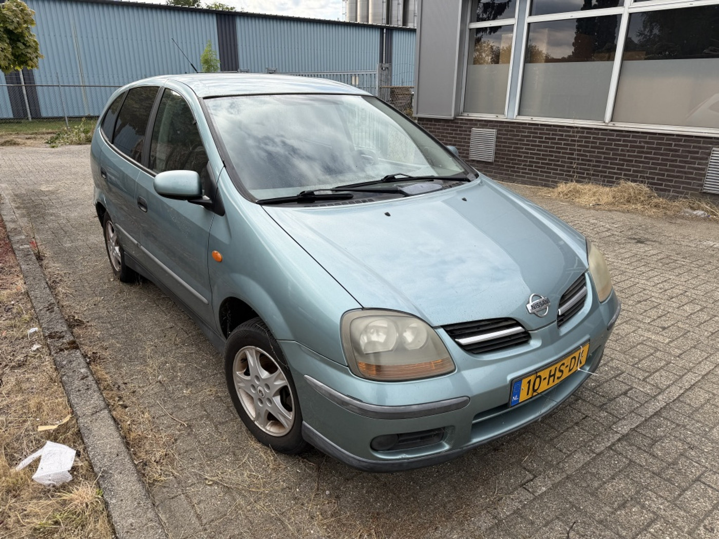 Foto van Nissan Nissan Almera Tino