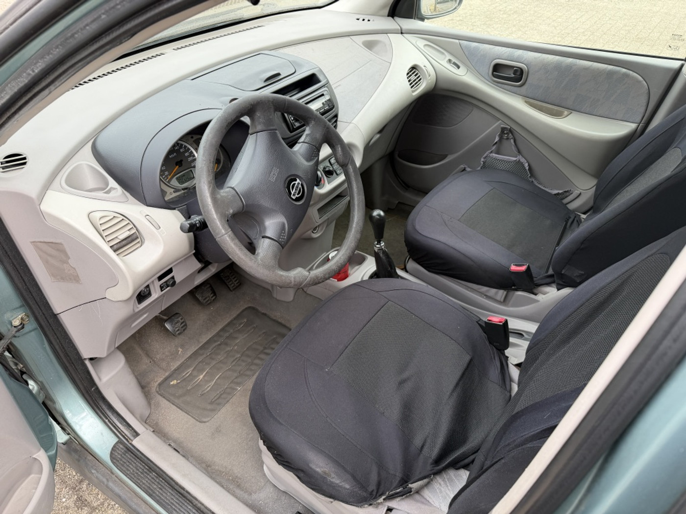 Foto van Nissan Nissan Almera Tino