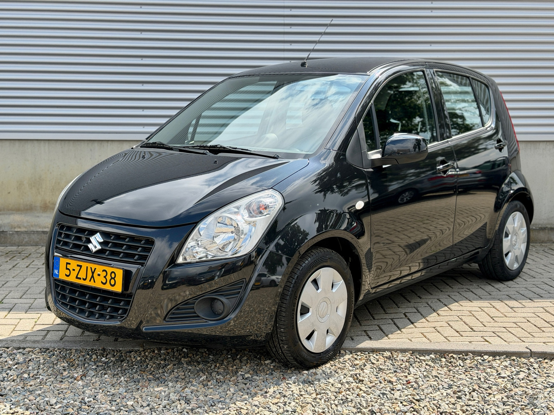 Suzuki Splash 1.0 VVT Comfort EASSS [ 1e eig.dealer o.h 57.176 km ] 2015 - voorkant