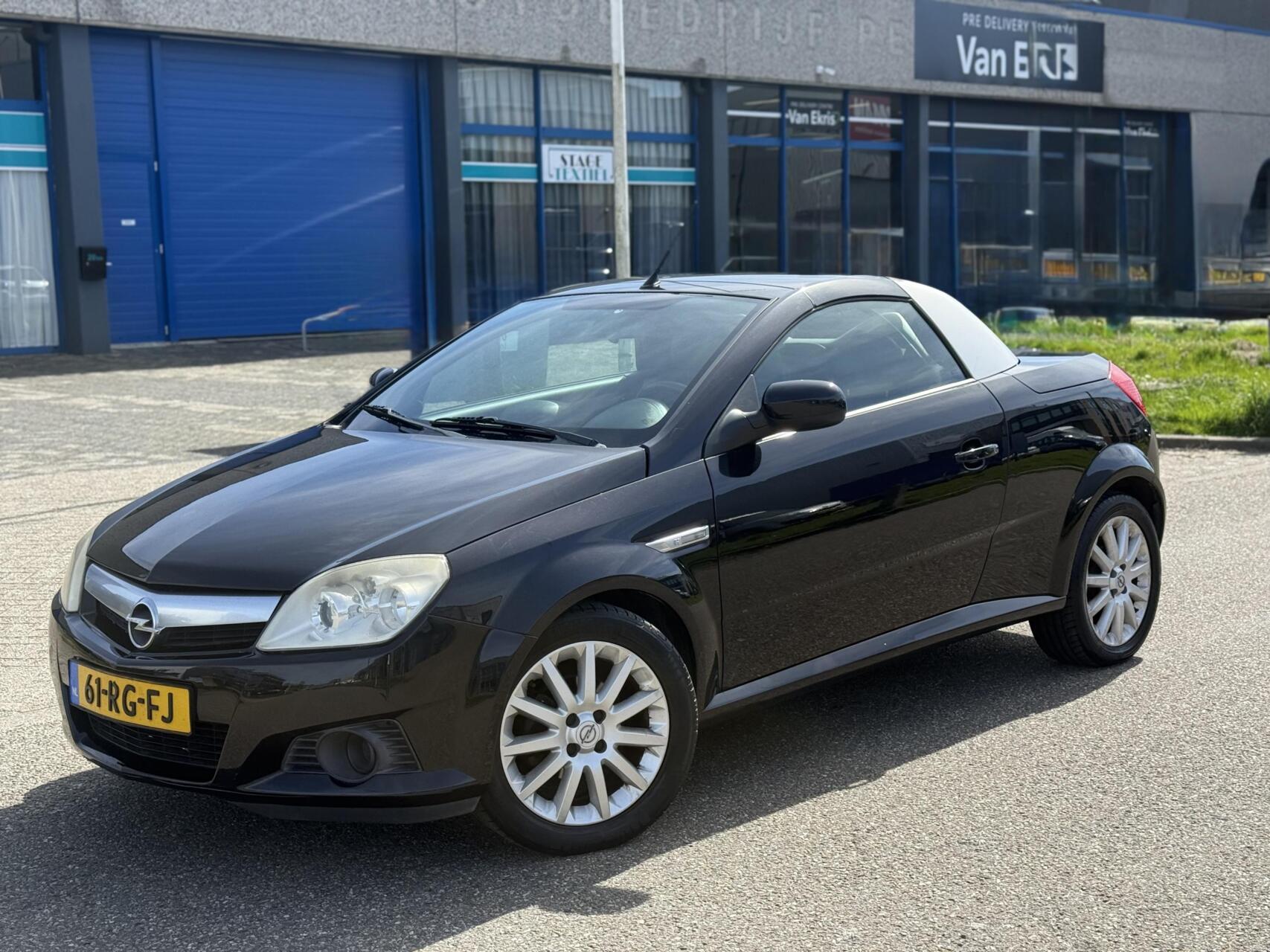 Foto van Opel Tigra