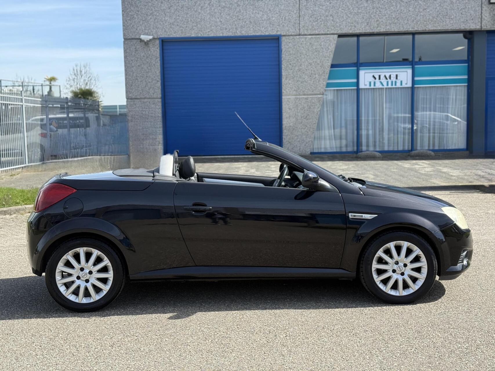 Foto van Opel Tigra