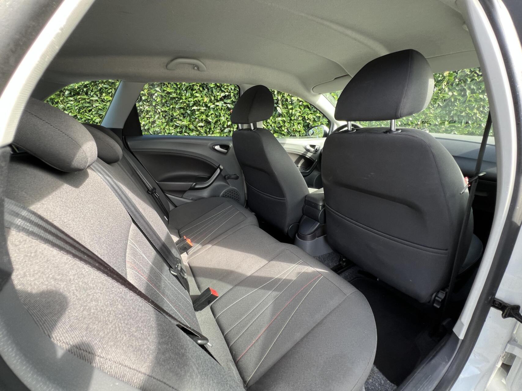Foto van Seat Ibiza ST