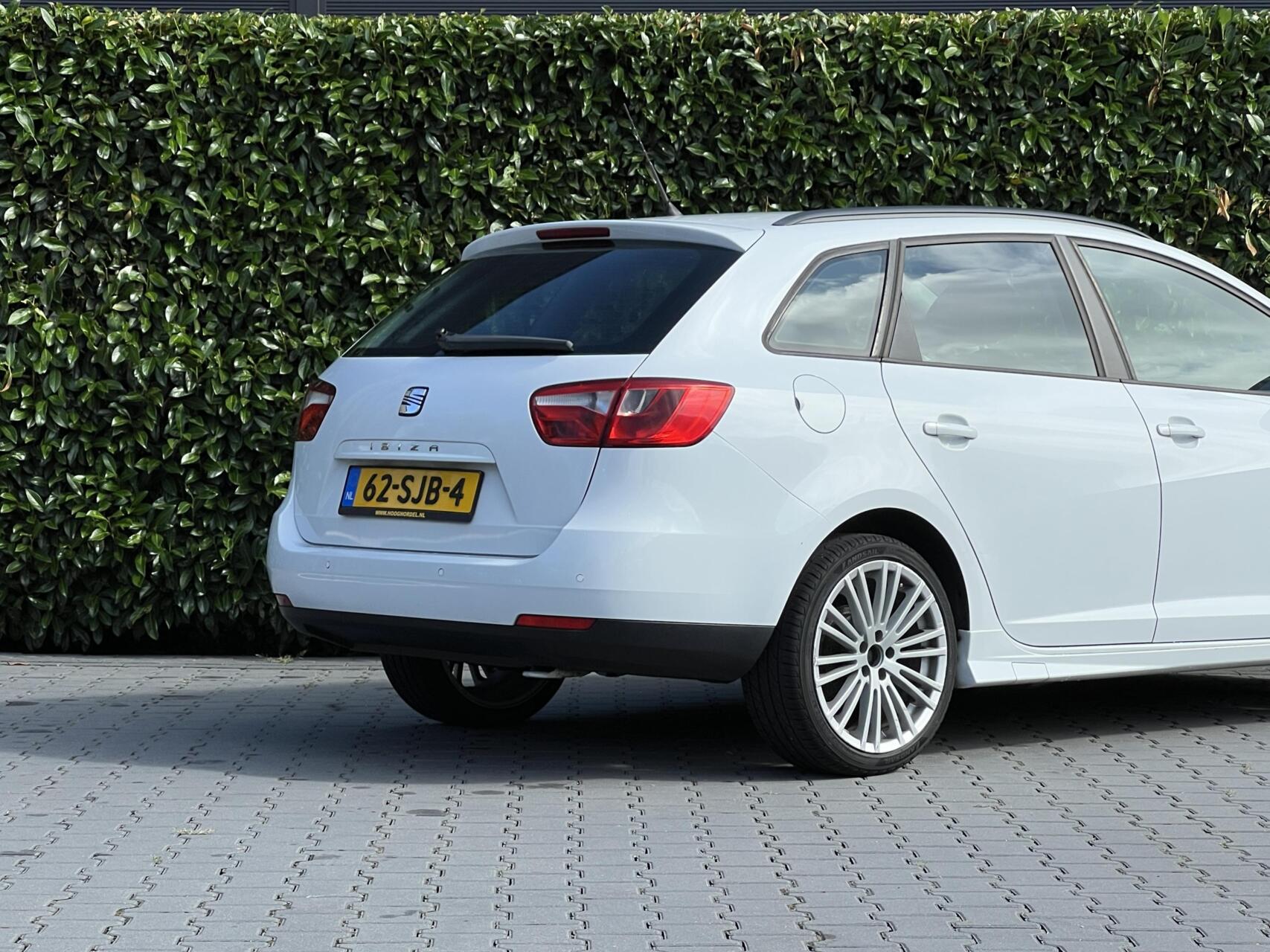 Foto van Seat Ibiza ST