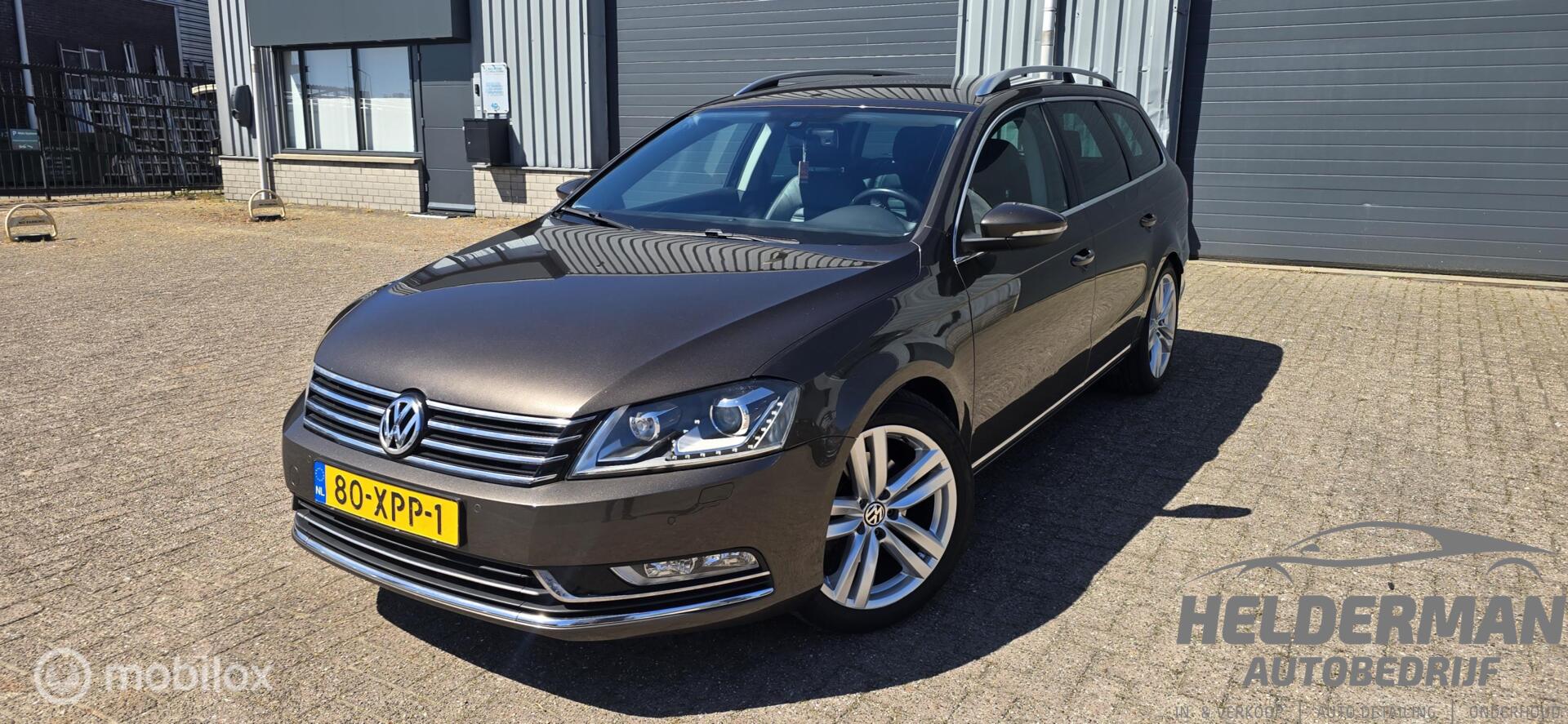 Volkswagen Passat 1.4 TSI Highline BlueMotion 2012 - voorkant