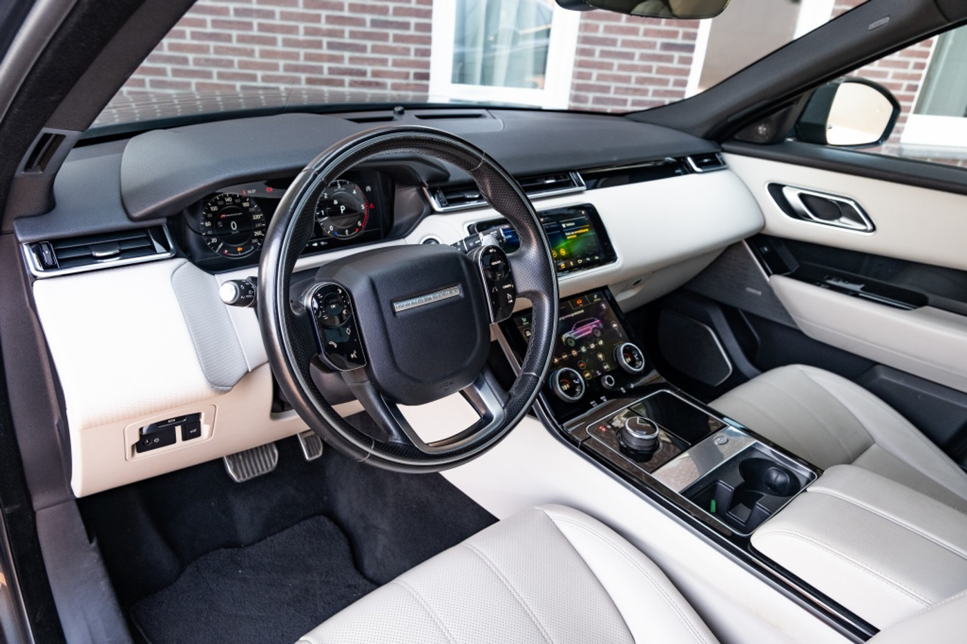 Foto van Land Rover Range Rover Velar