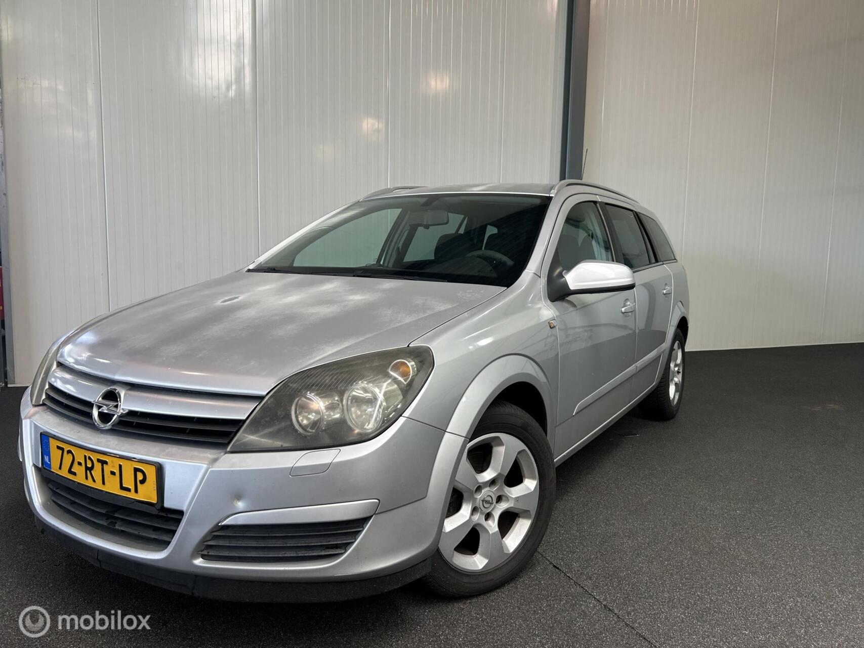 Opel Astra Station Wagon 1.6 Enjoy [ HANDEL / EXPORT ] 2005 - voorkant