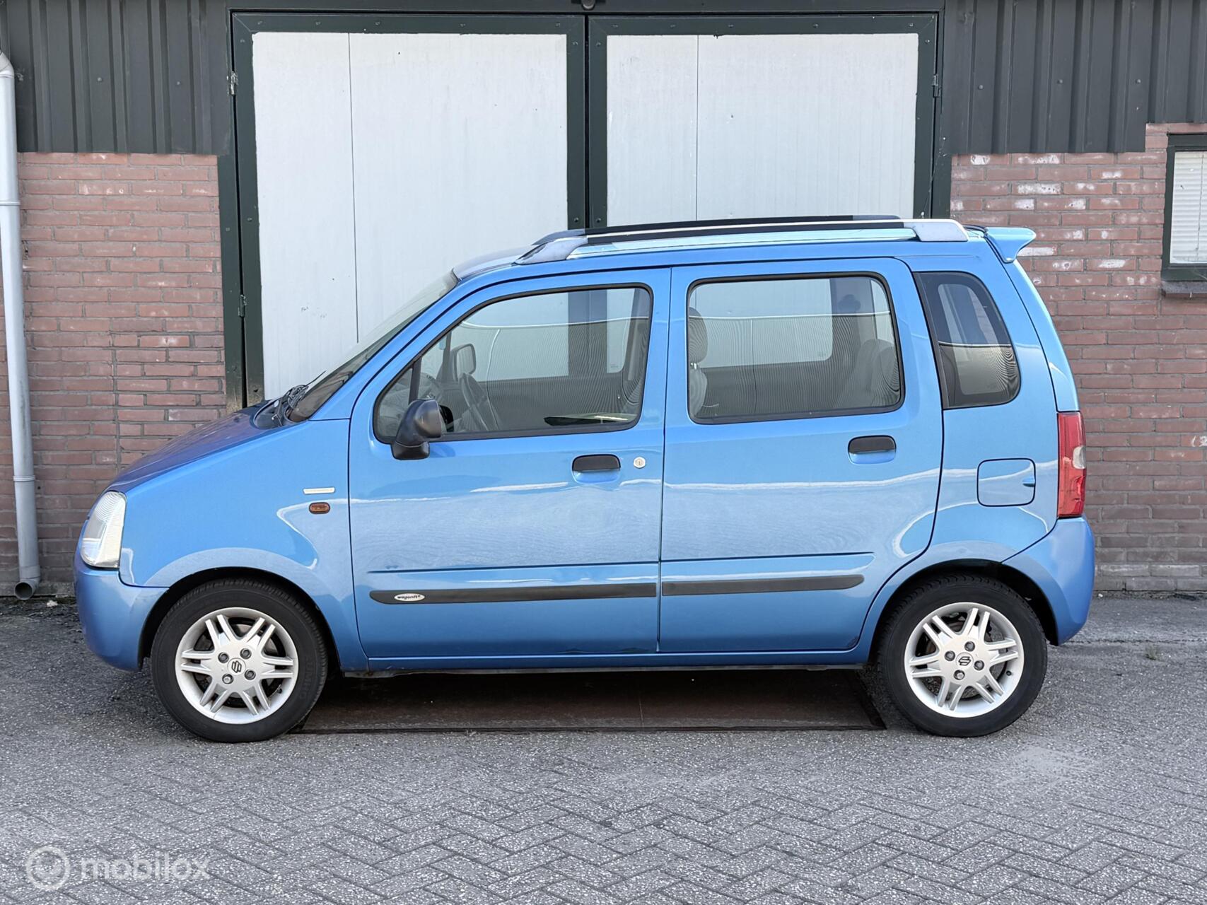 Foto van Suzuki Wagon R