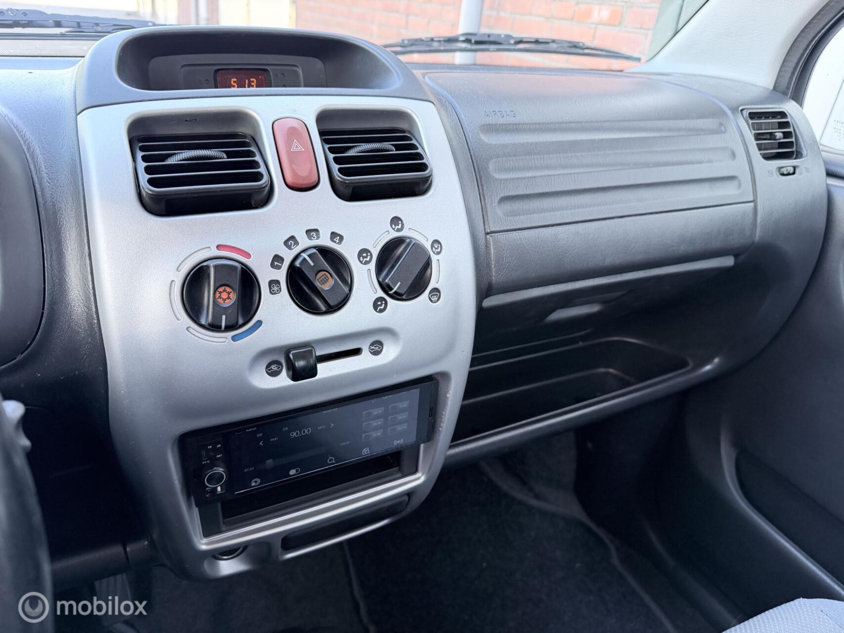 Foto van Suzuki Wagon R