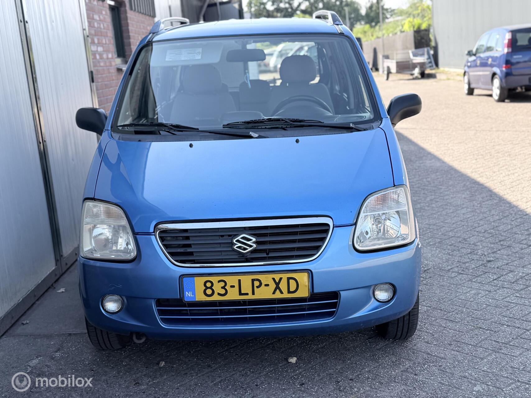 Foto van Suzuki Wagon R