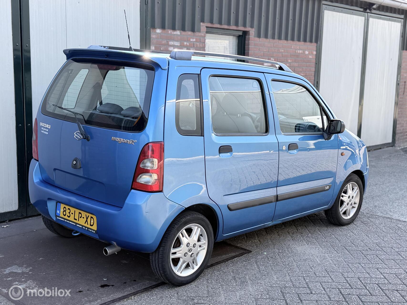 Foto van Suzuki Wagon R