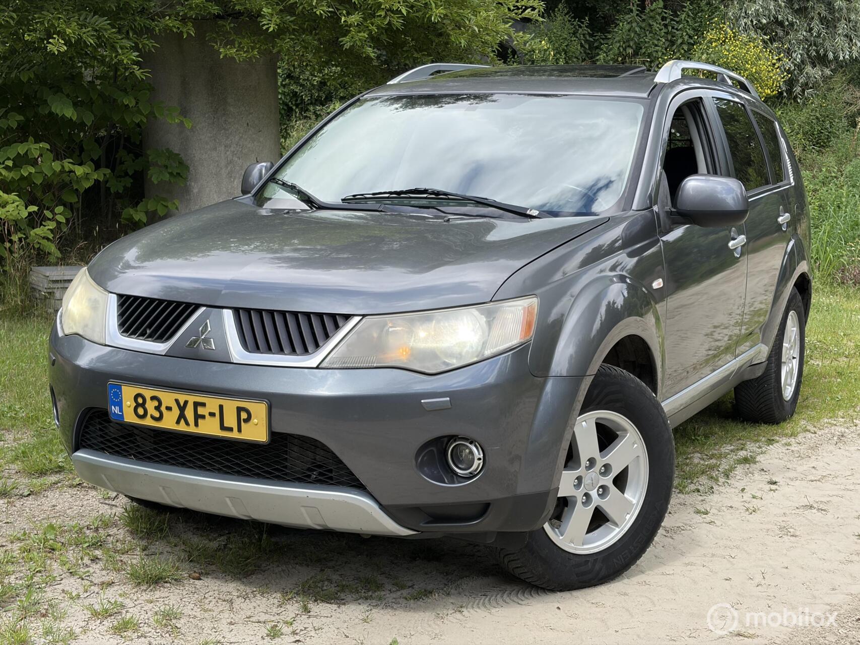 Mitsubishi Mitsubishi Outlander 2.0 DI-D Instyle 2007 - voorkant
