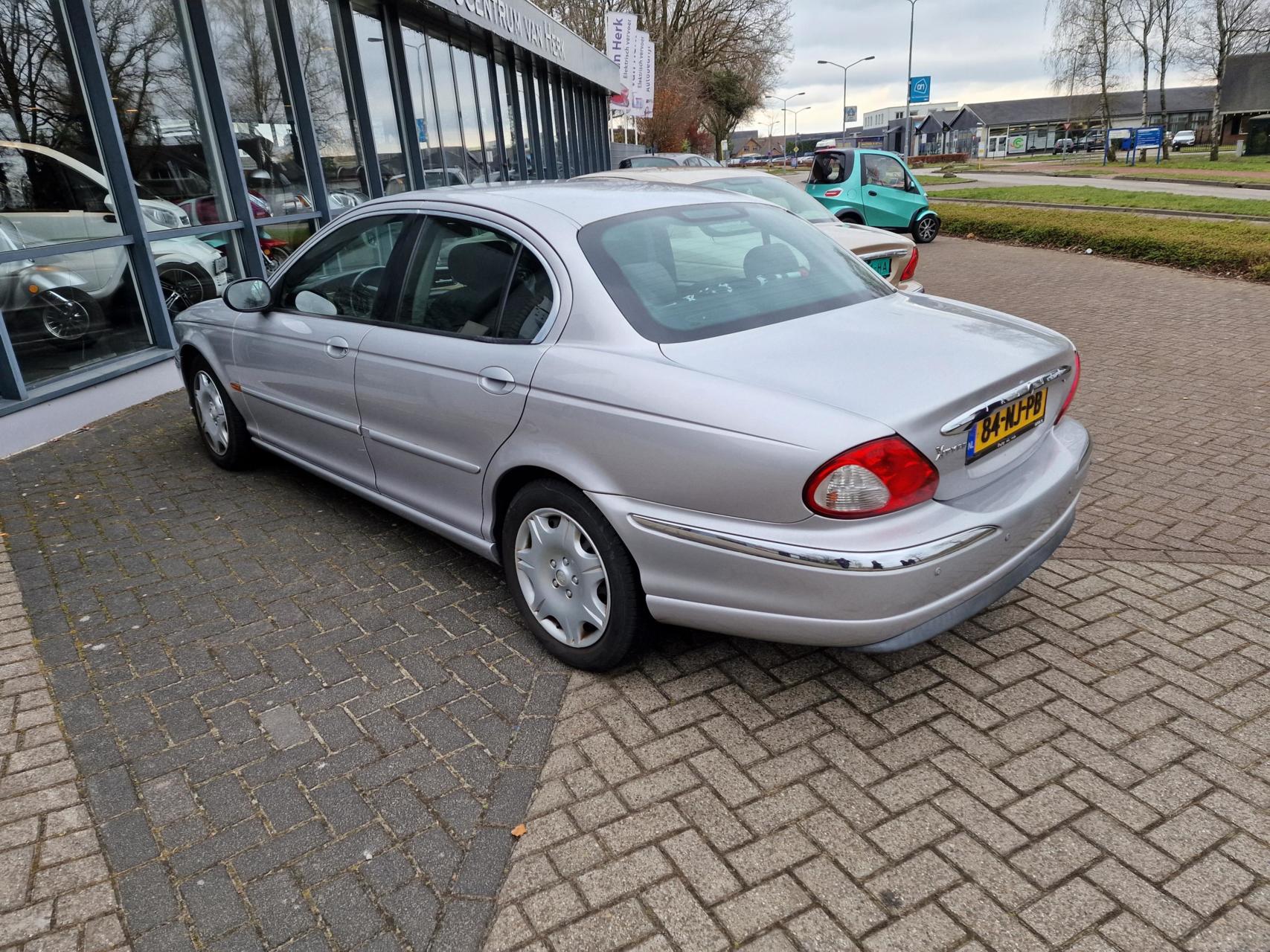 Foto van Jaguar X-type