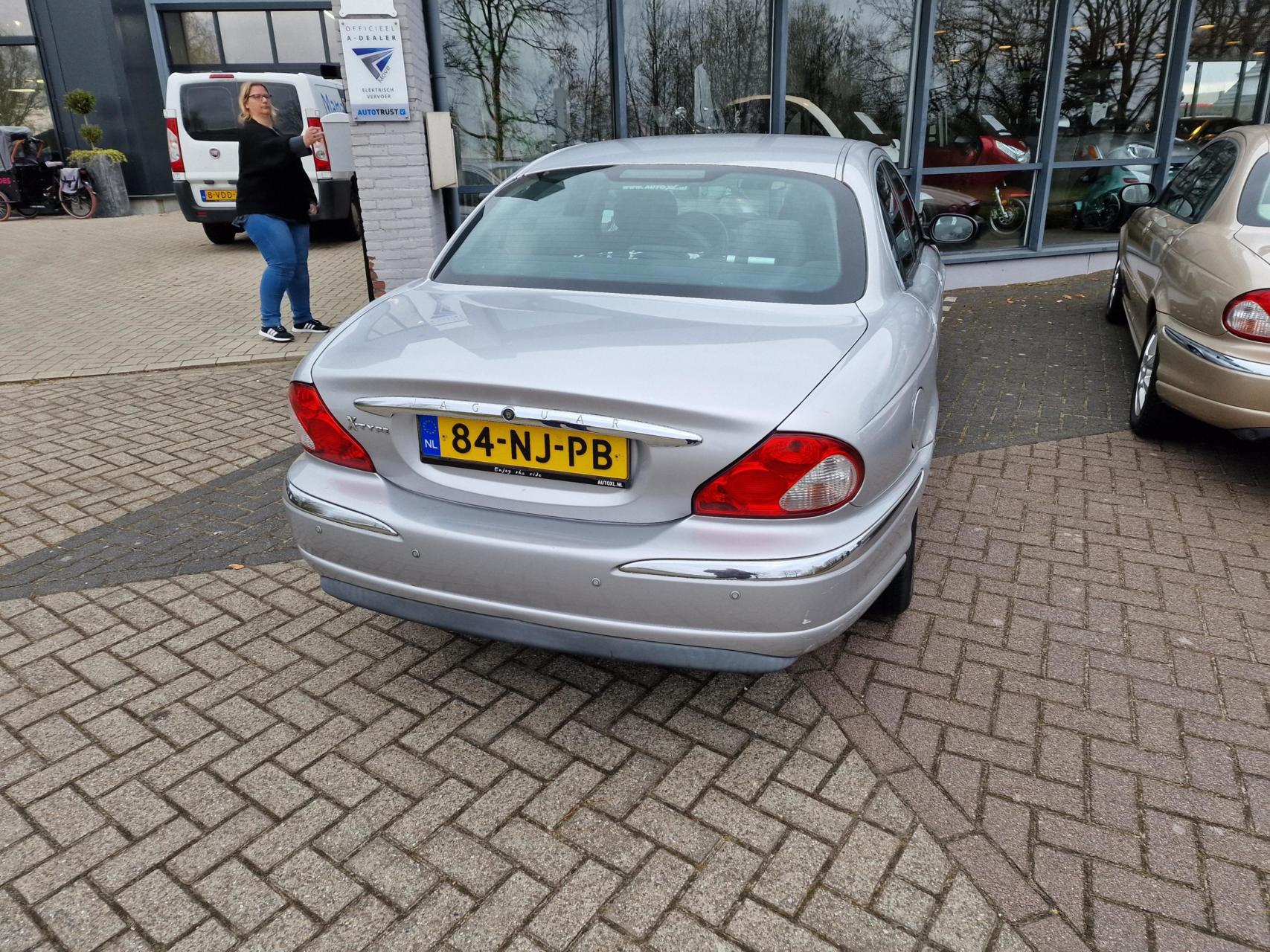 Foto van Jaguar X-type