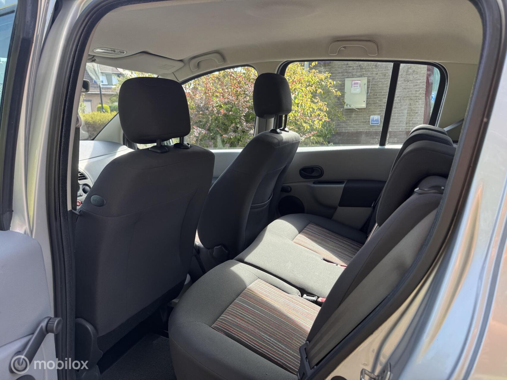 Foto van Renault Modus