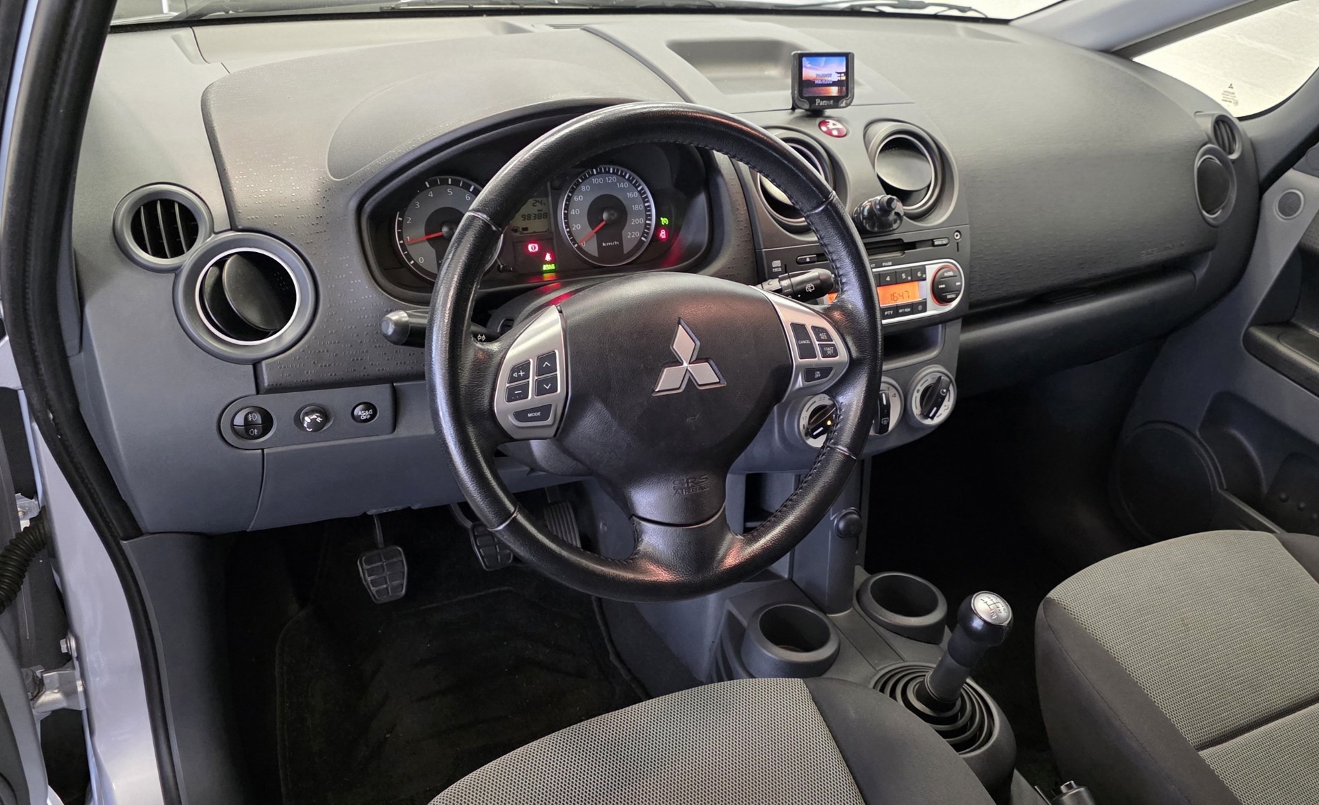 Foto van Mitsubishi Mitsubishi Colt